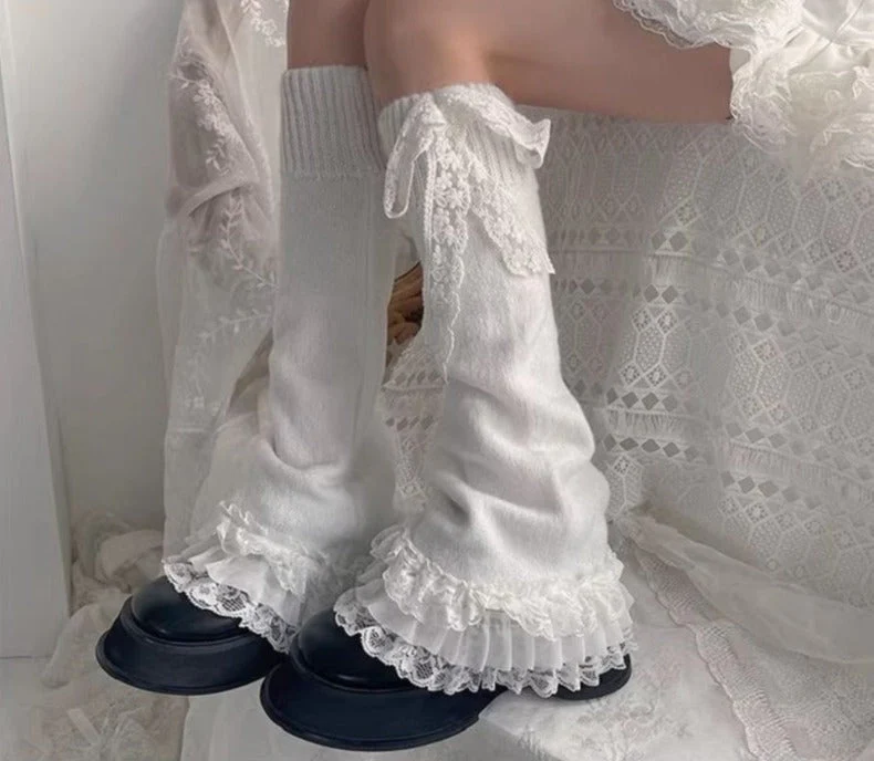 Ruffled White Lace Leg Warmers - Image 3