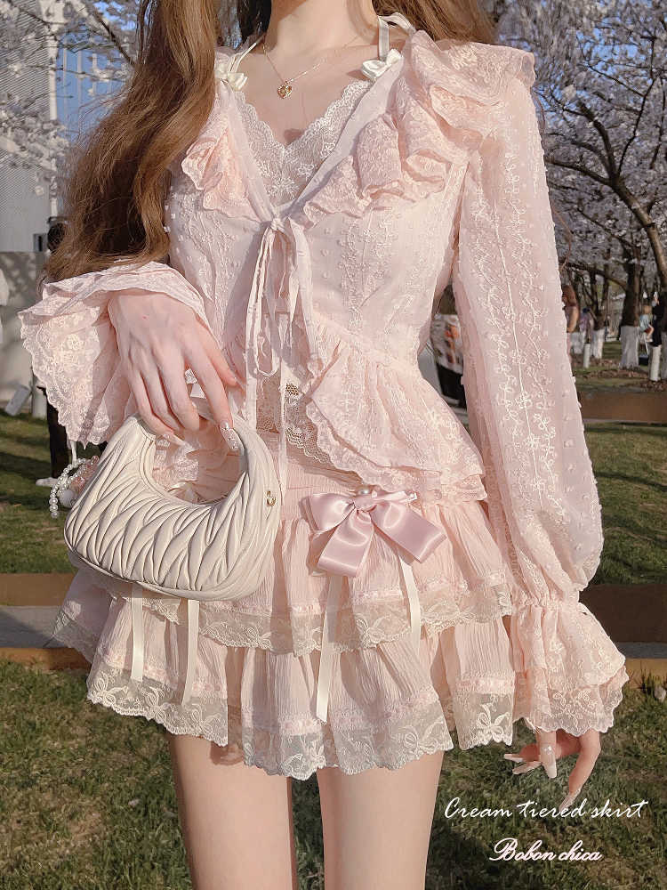 Sakura Lace Antique Skirts - Image 3