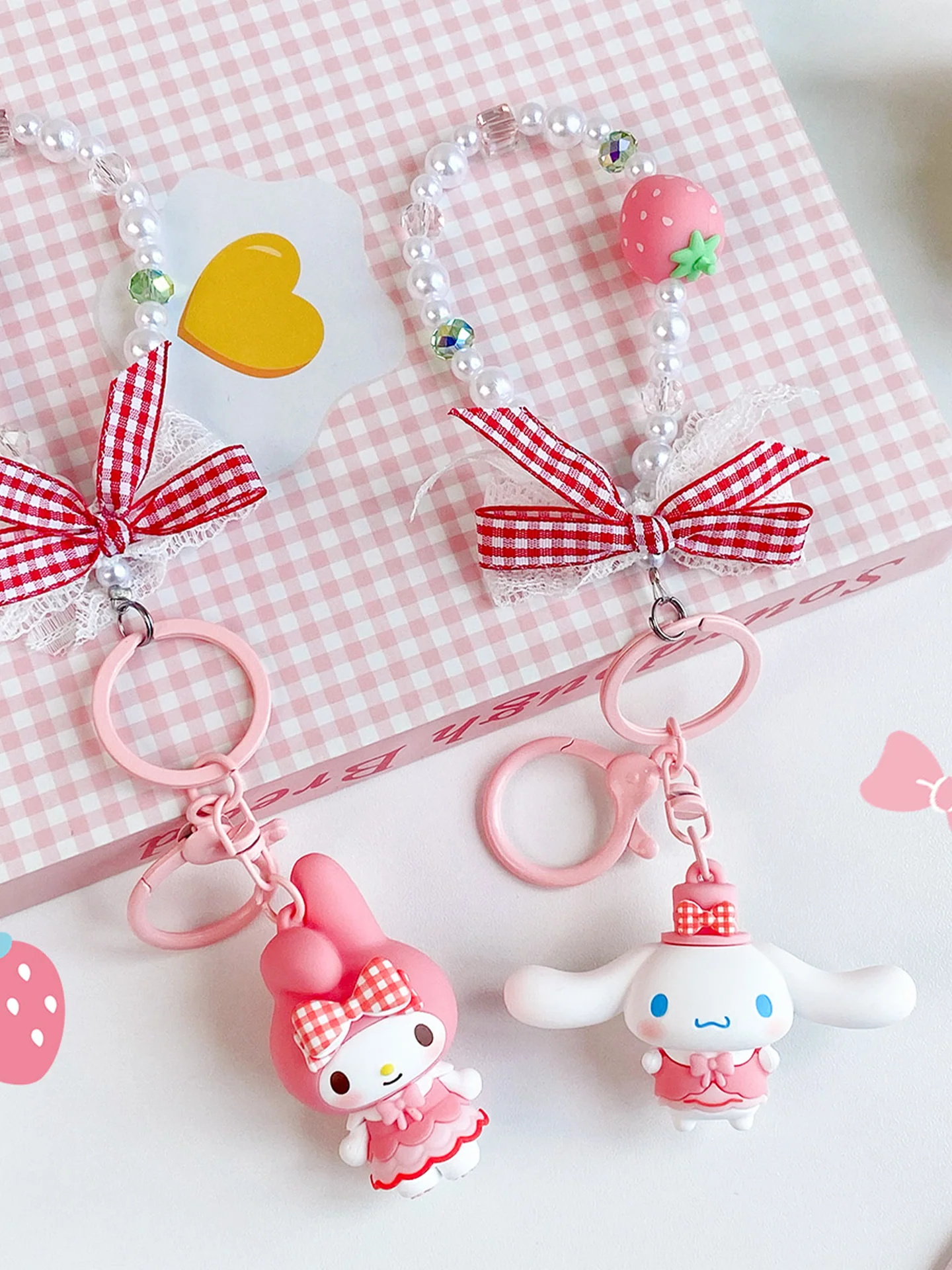 Sanrio plaid strawberry series bracelet buckle - Image 7