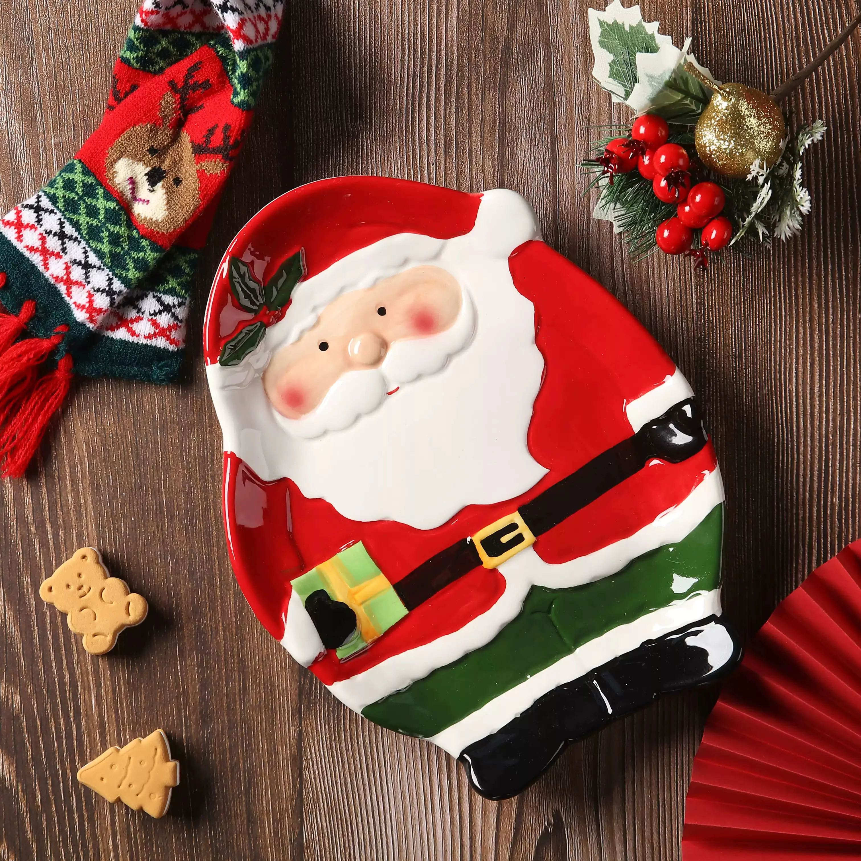 Santa Claus pine tree special-shaped ceramic plate