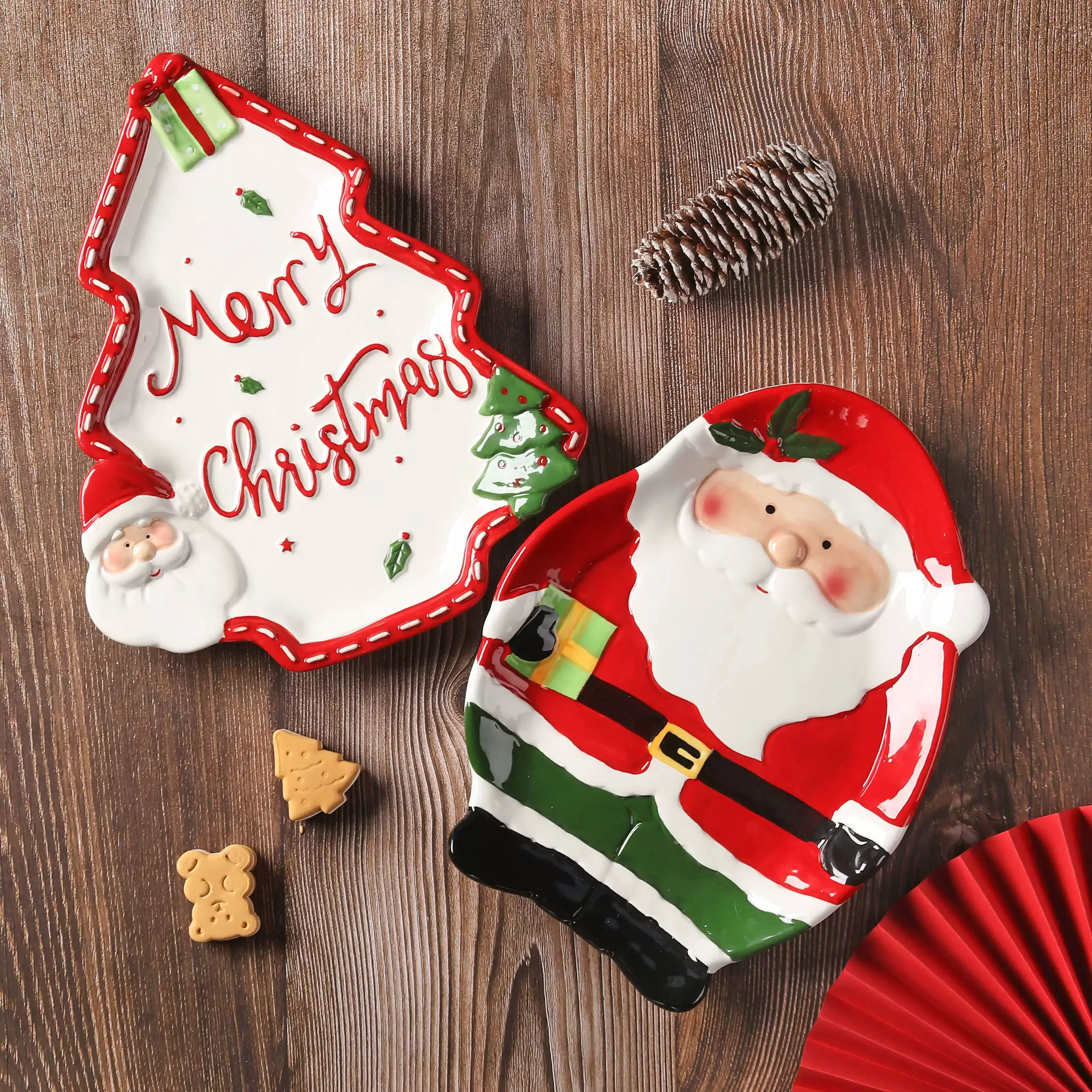 Santa Claus pine tree special-shaped ceramic plate - Image 3