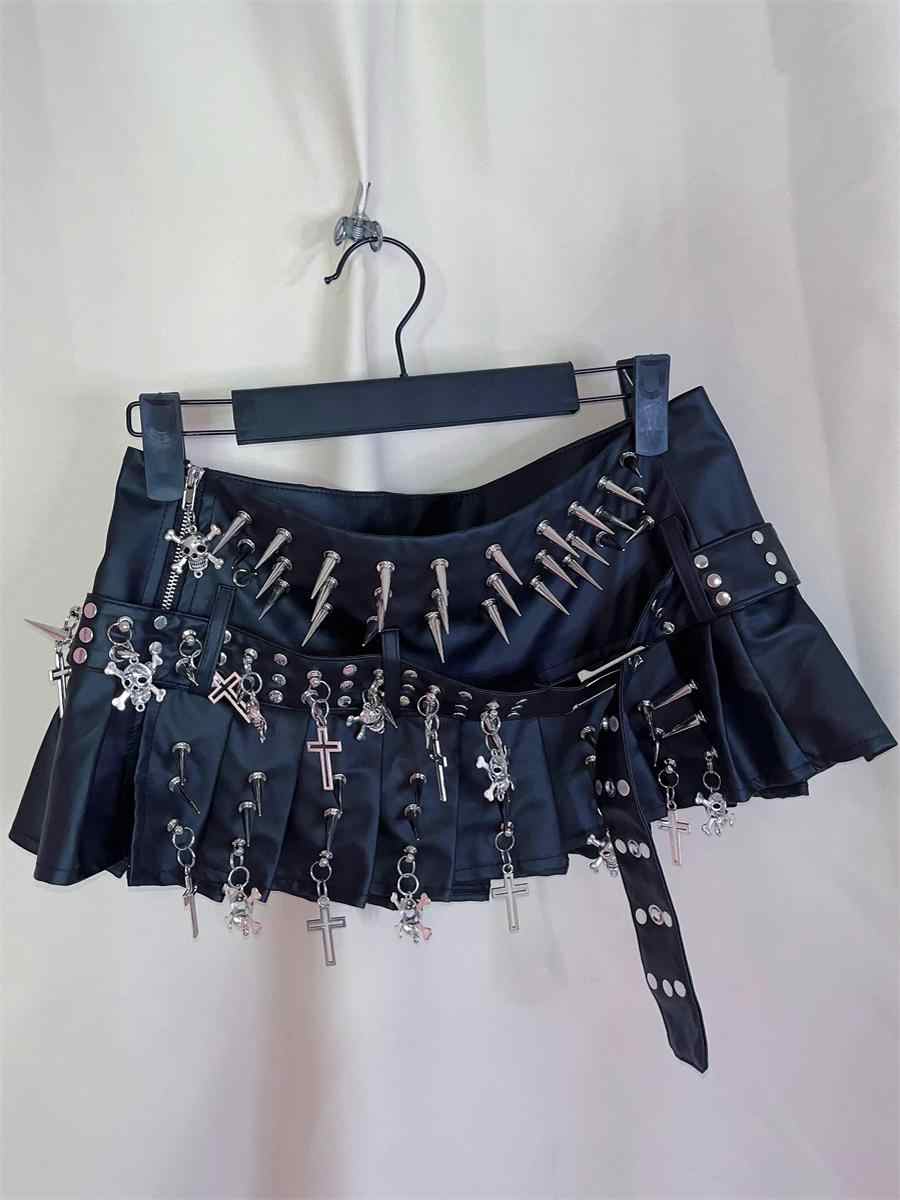 Skull Cross Punk Leather Skirt - Image 2