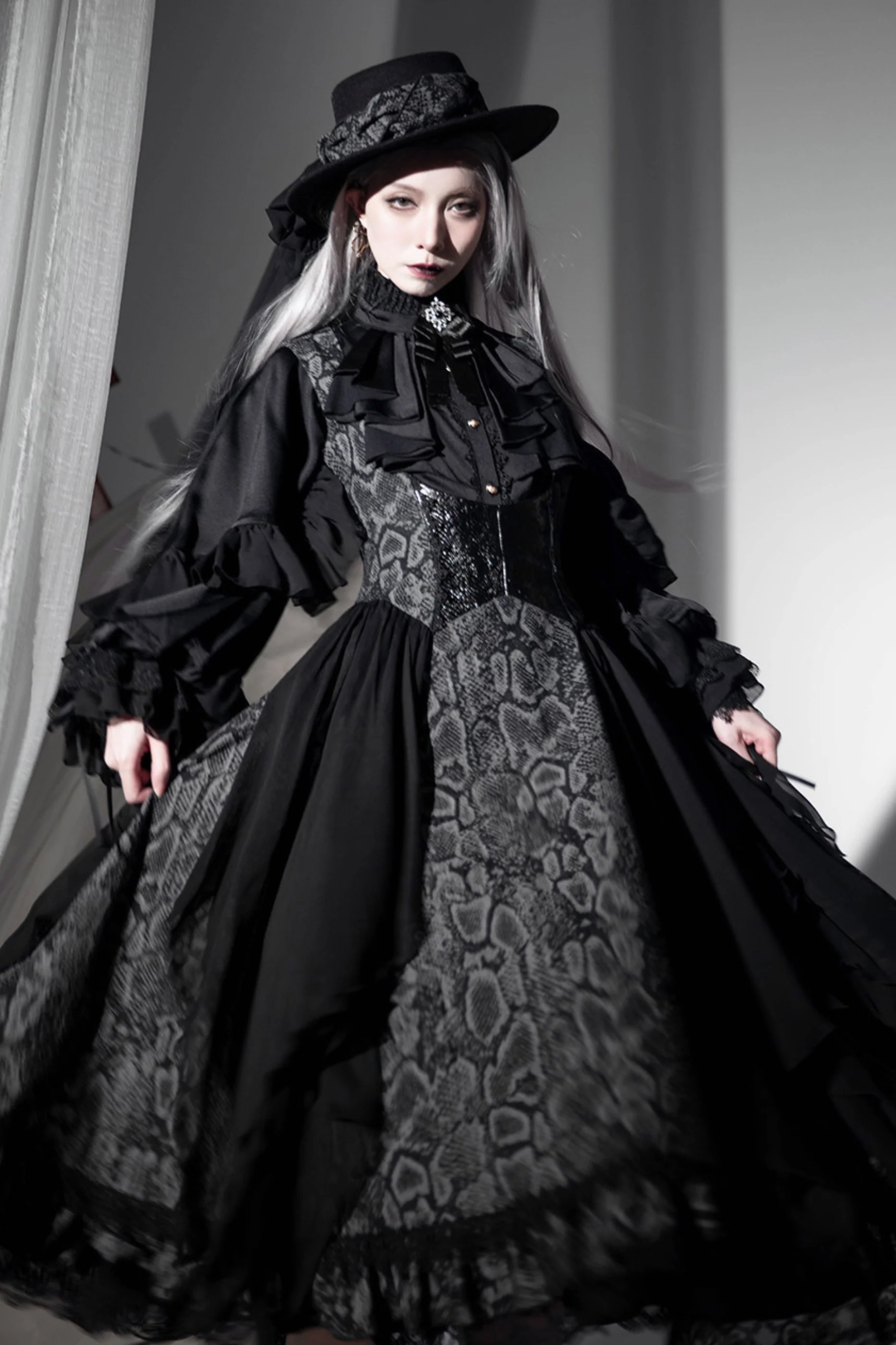 Snake Moon Night Lolita Jumper Skirt - Image 4