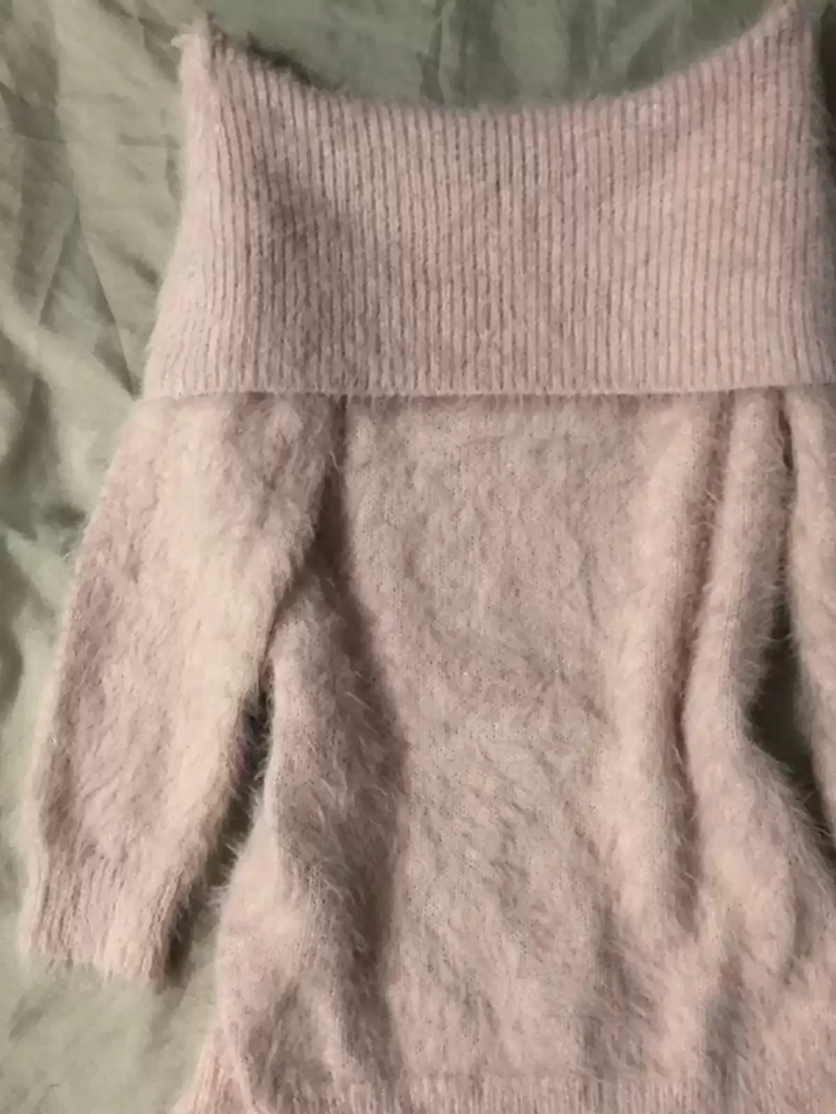 Soft Girl Pink Cuffed Off-shoulder Sweater - Image 4