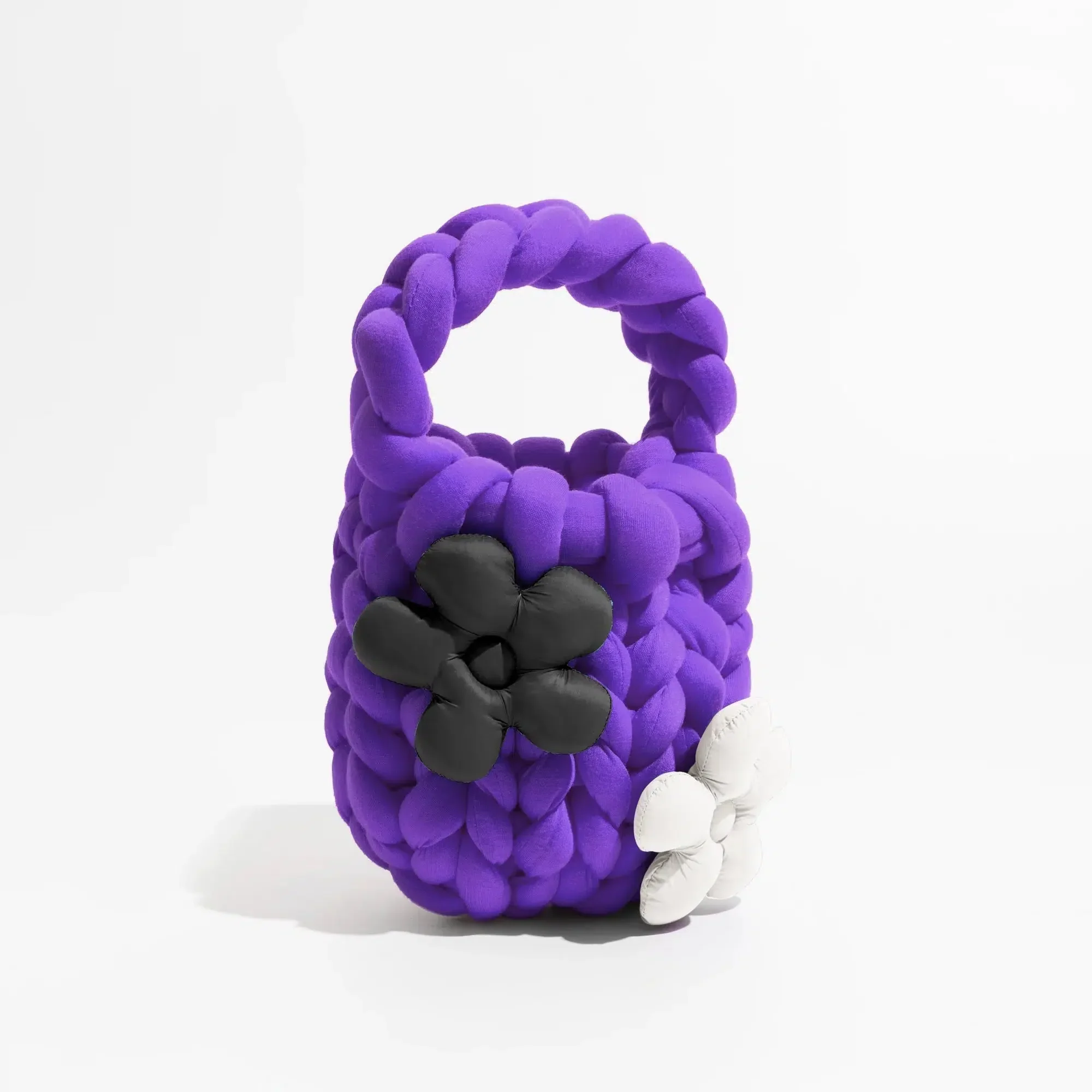 Soft Girl Super Bulky Yarn Handbag - Image 10