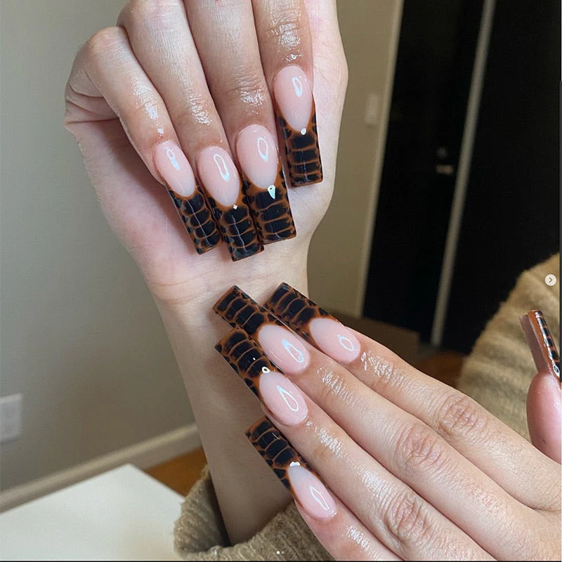 Square Shape Long Press On Nails - Image 29