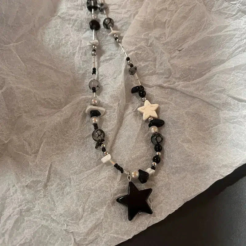 Star Pendant Beaded Necklace - Image 3