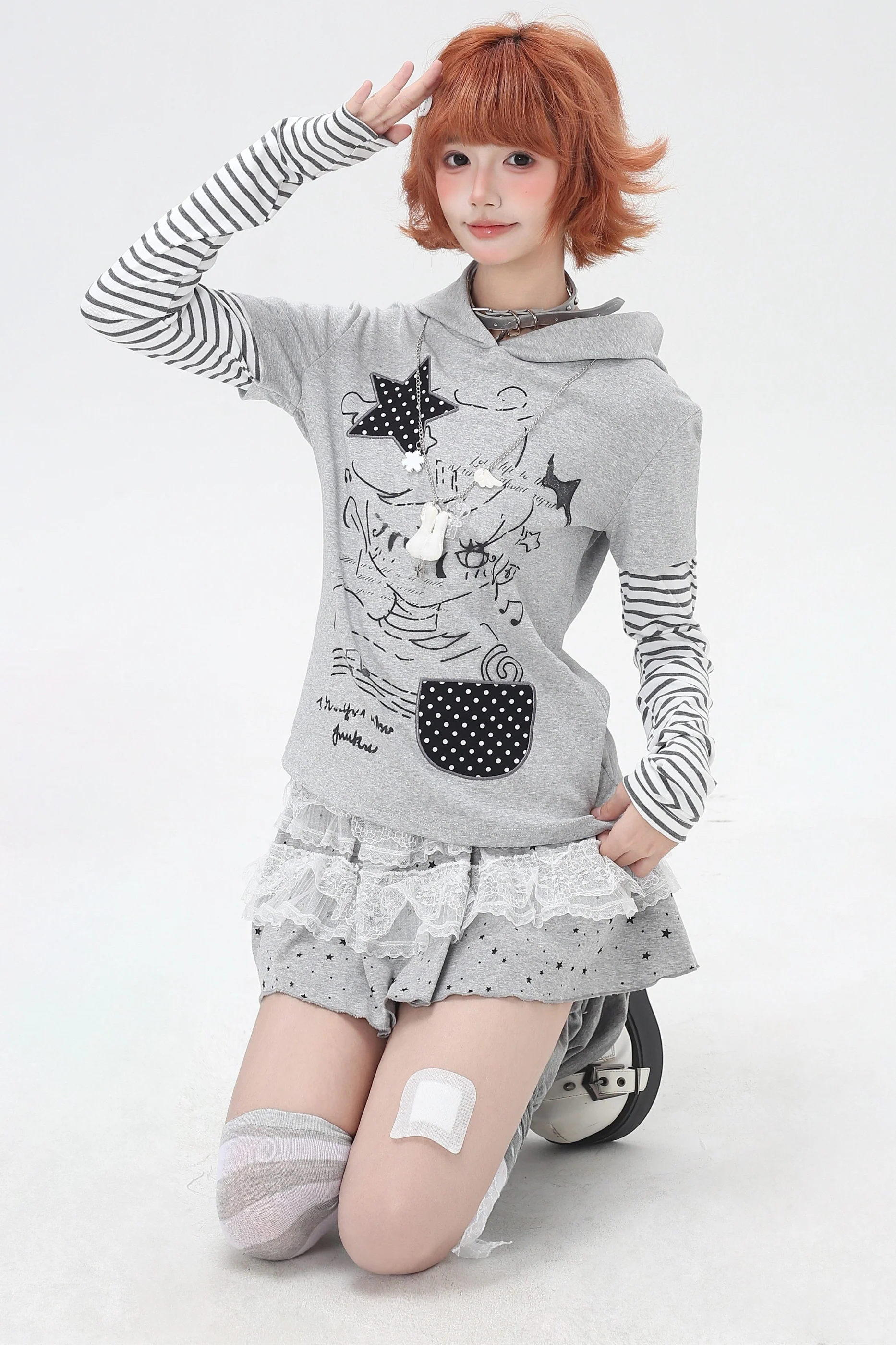 Striped Fake Two-Piece Hooded Top - Image 11