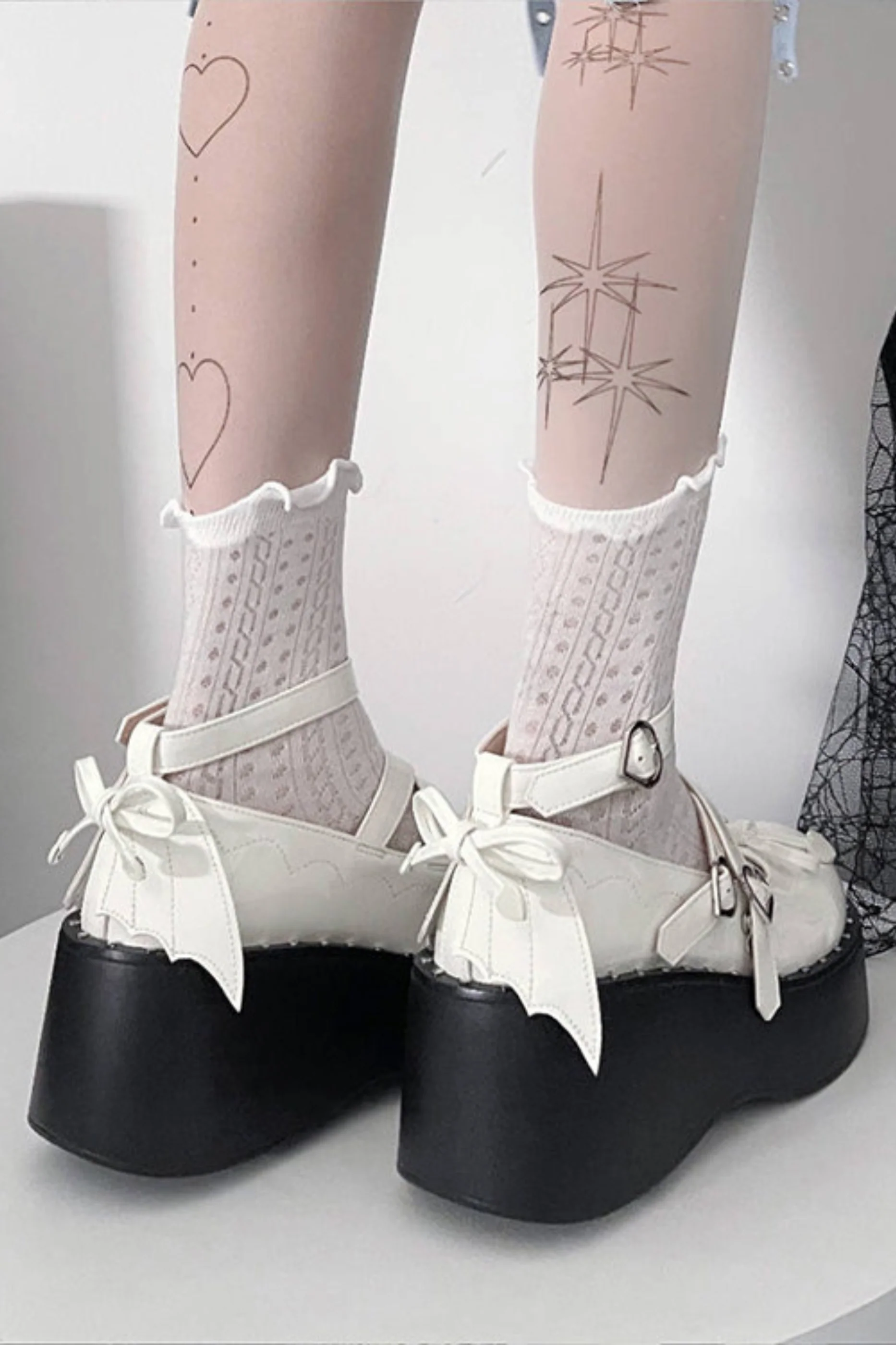 Super Ribbon Cross Shoes - Image 15