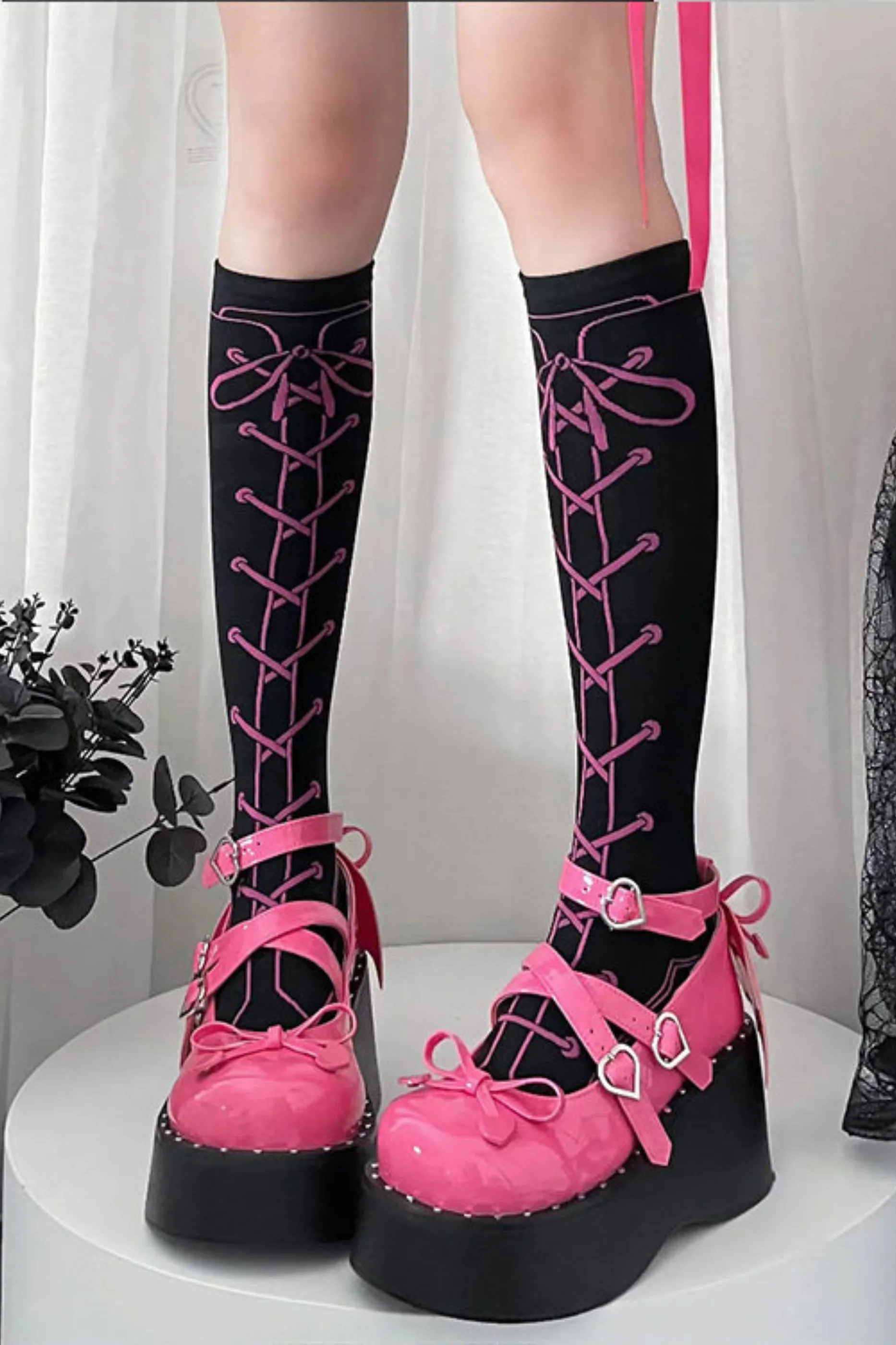 Super Ribbon Cross Shoes - Image 2