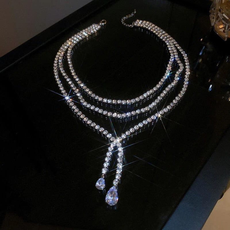 Teardrop Layered Pearl Choker - Image 9