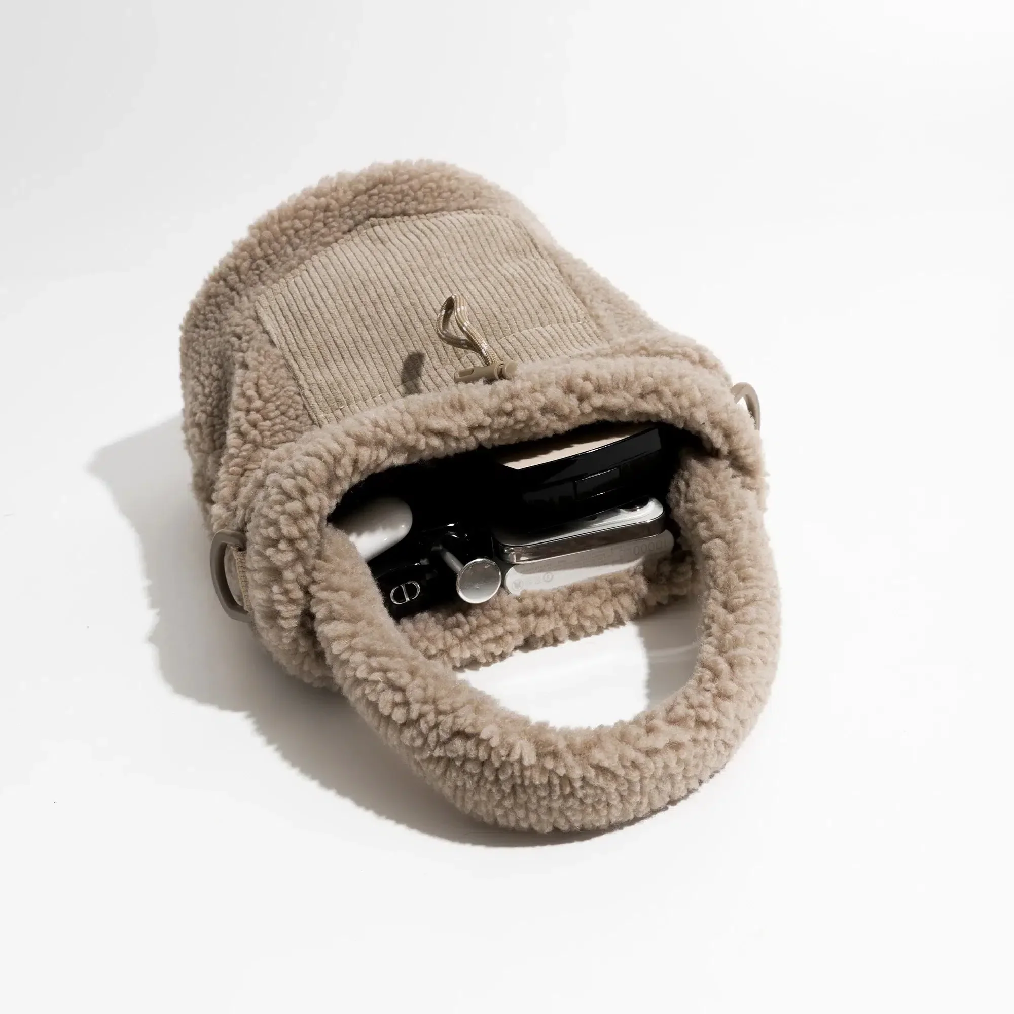 Teddy Pocket Bucket Bag - Image 4