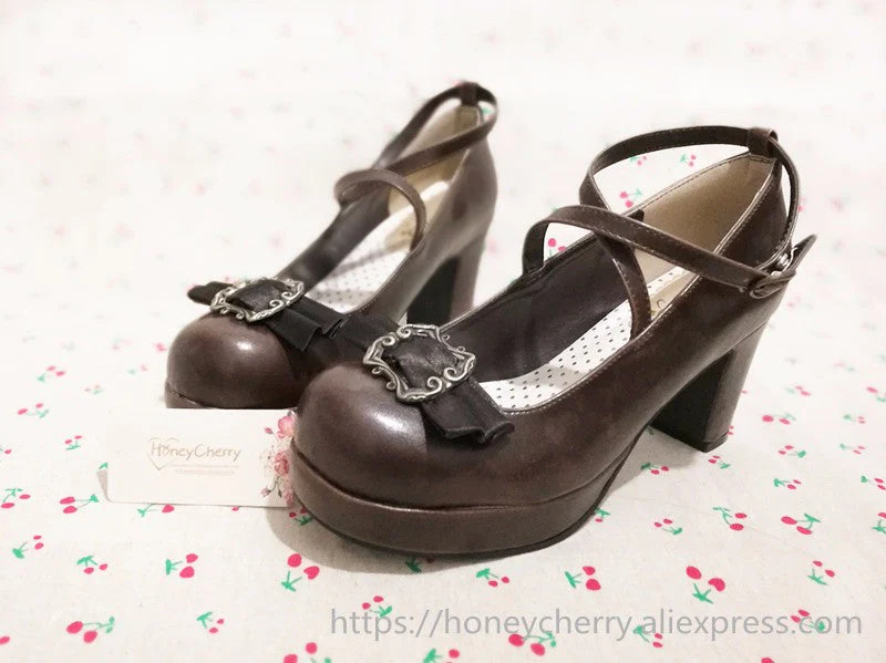 Traditional Bow Embellished Heels - Image 10