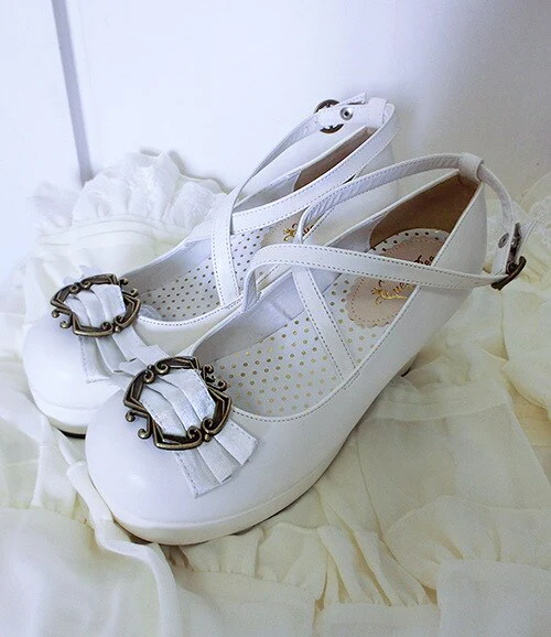 Traditional Bow Embellished Heels - Image 7