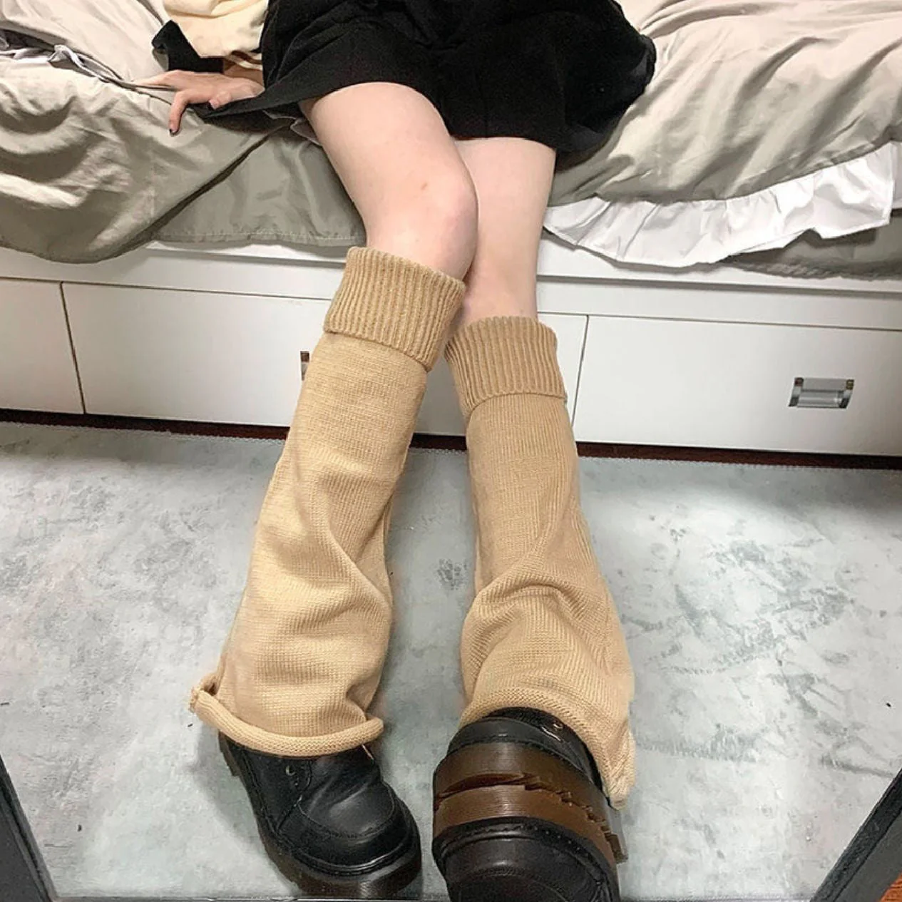 Traditional Cozy Leg Warmers - Image 3