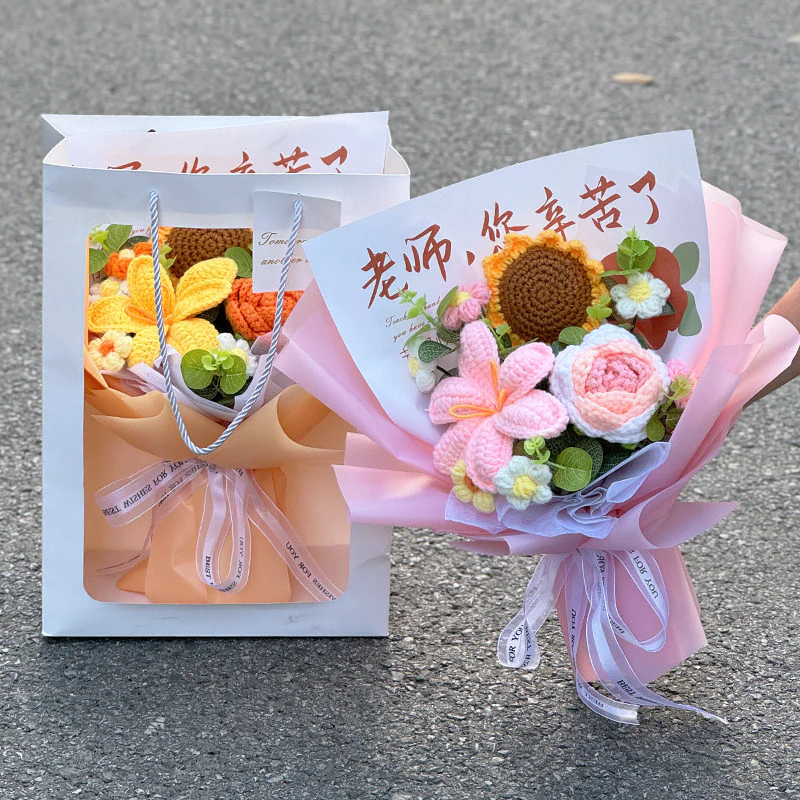 Valentine’s Day Knitted Bouquet - Image 6