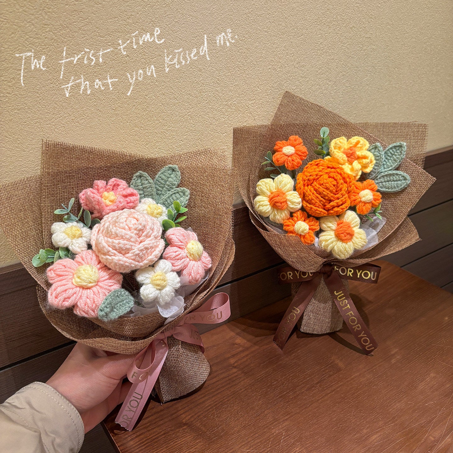 Valentine's Day hand-knitted bouquet - Image 4