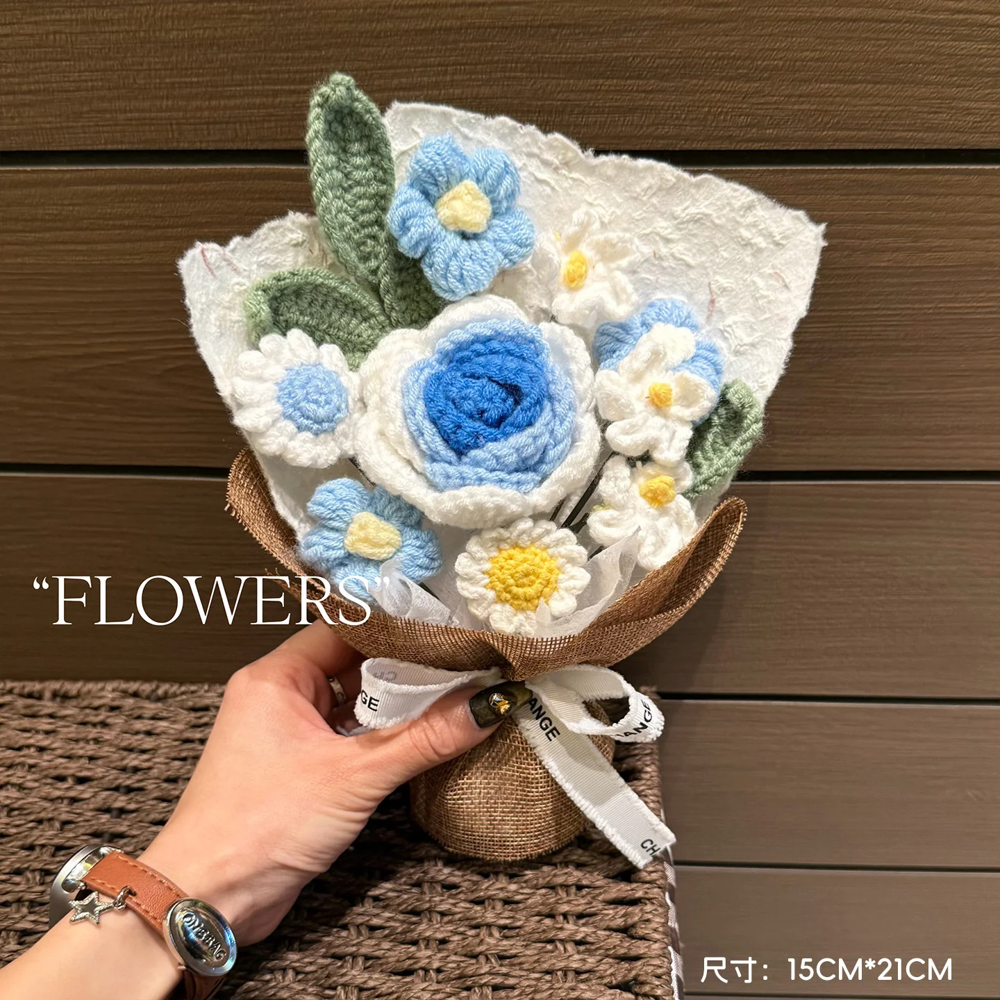 Valentine's Day hand-knitted bouquet - Image 7