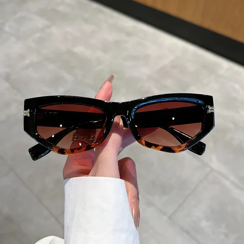 Vintage Cat Eye Sunglasses - Image 5