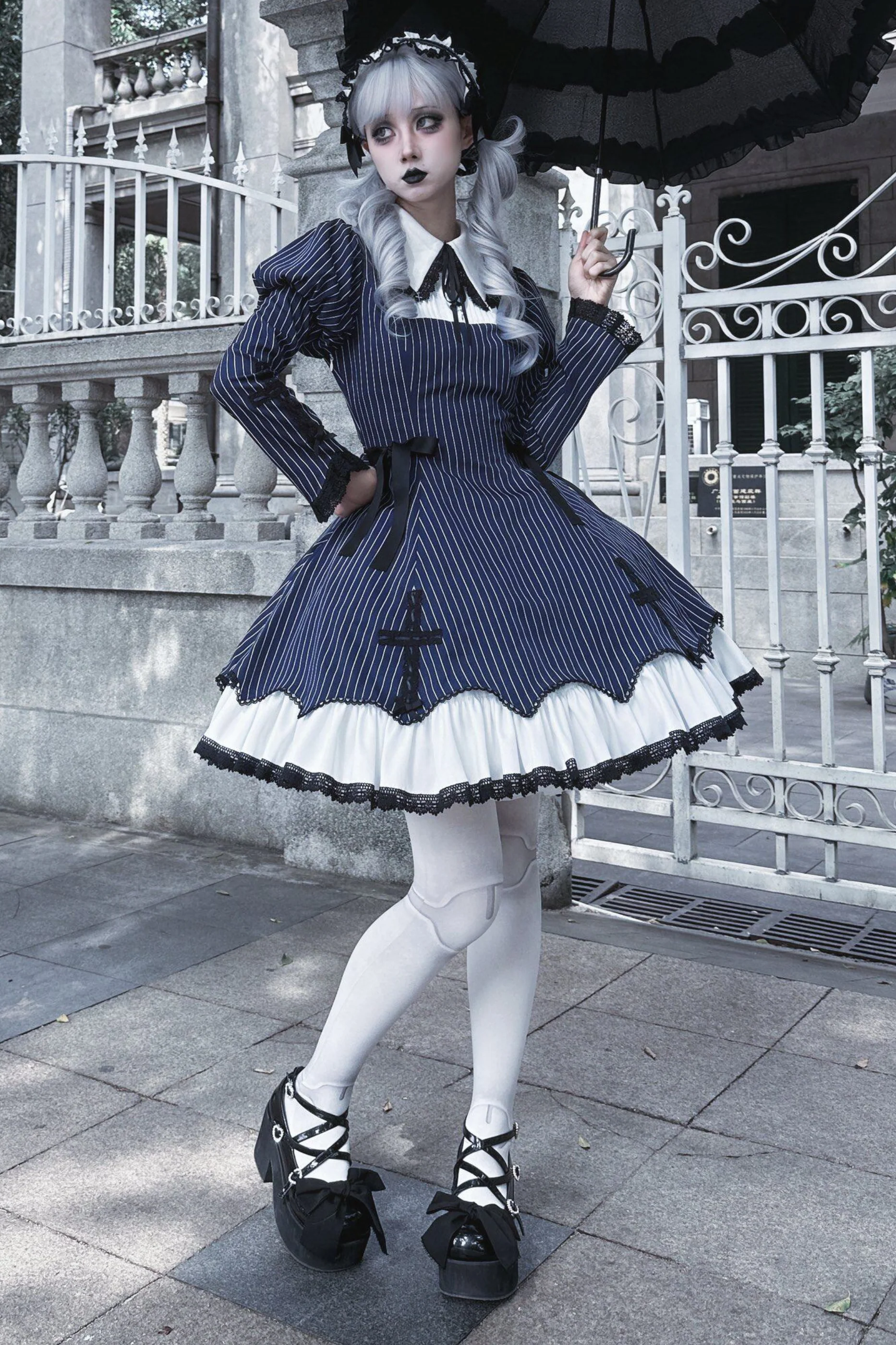 [Reservation deadline February 26th] Retro Gothic Lolita Dress + Hairband - Image 10