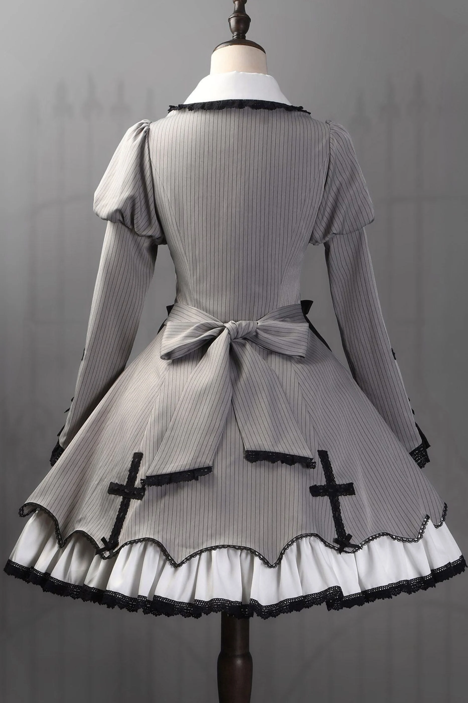 [Reservation deadline February 26th] Retro Gothic Lolita Dress + Hairband - Image 22