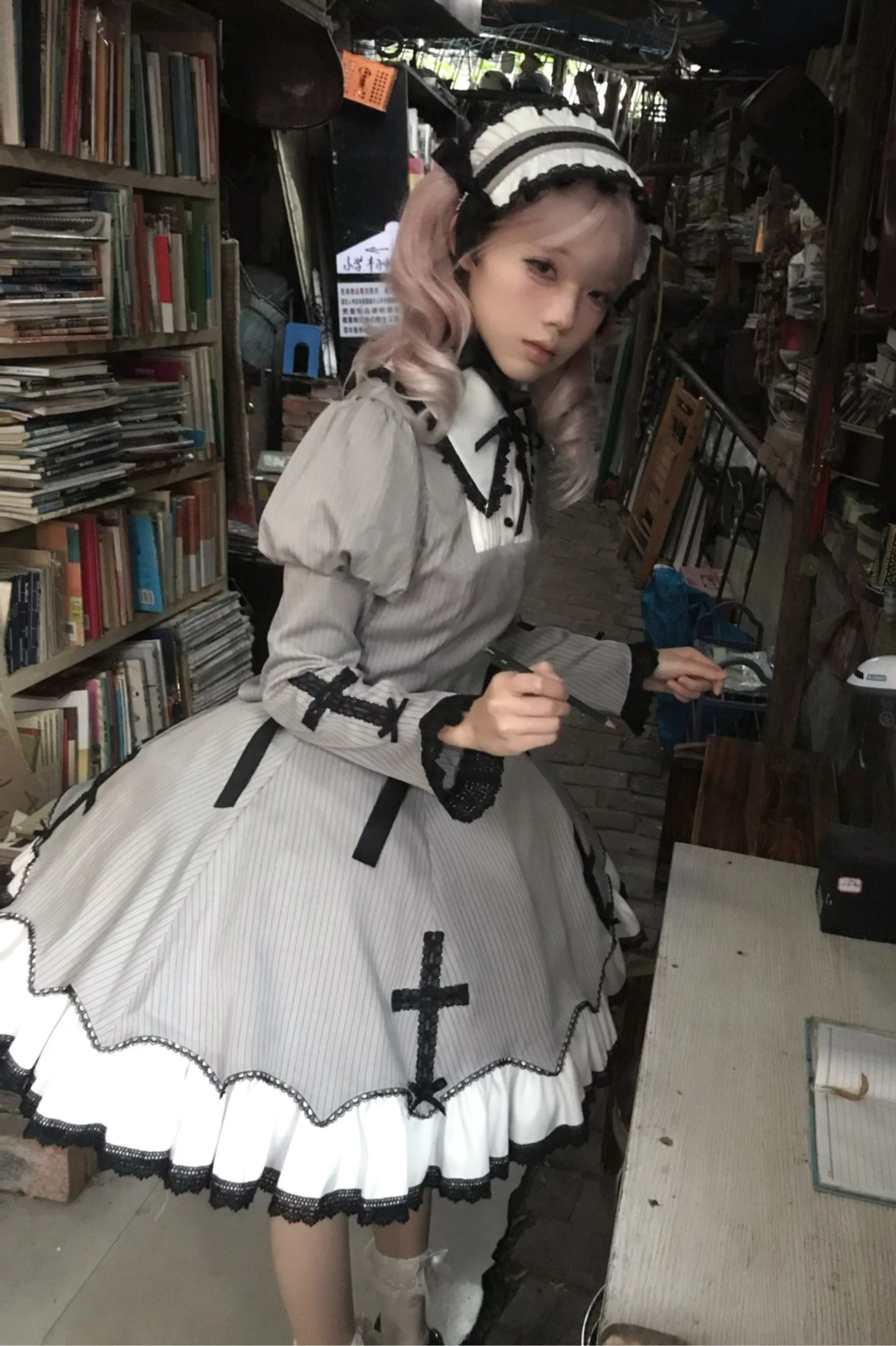 [Reservation deadline February 26th] Retro Gothic Lolita Dress + Hairband - Image 30
