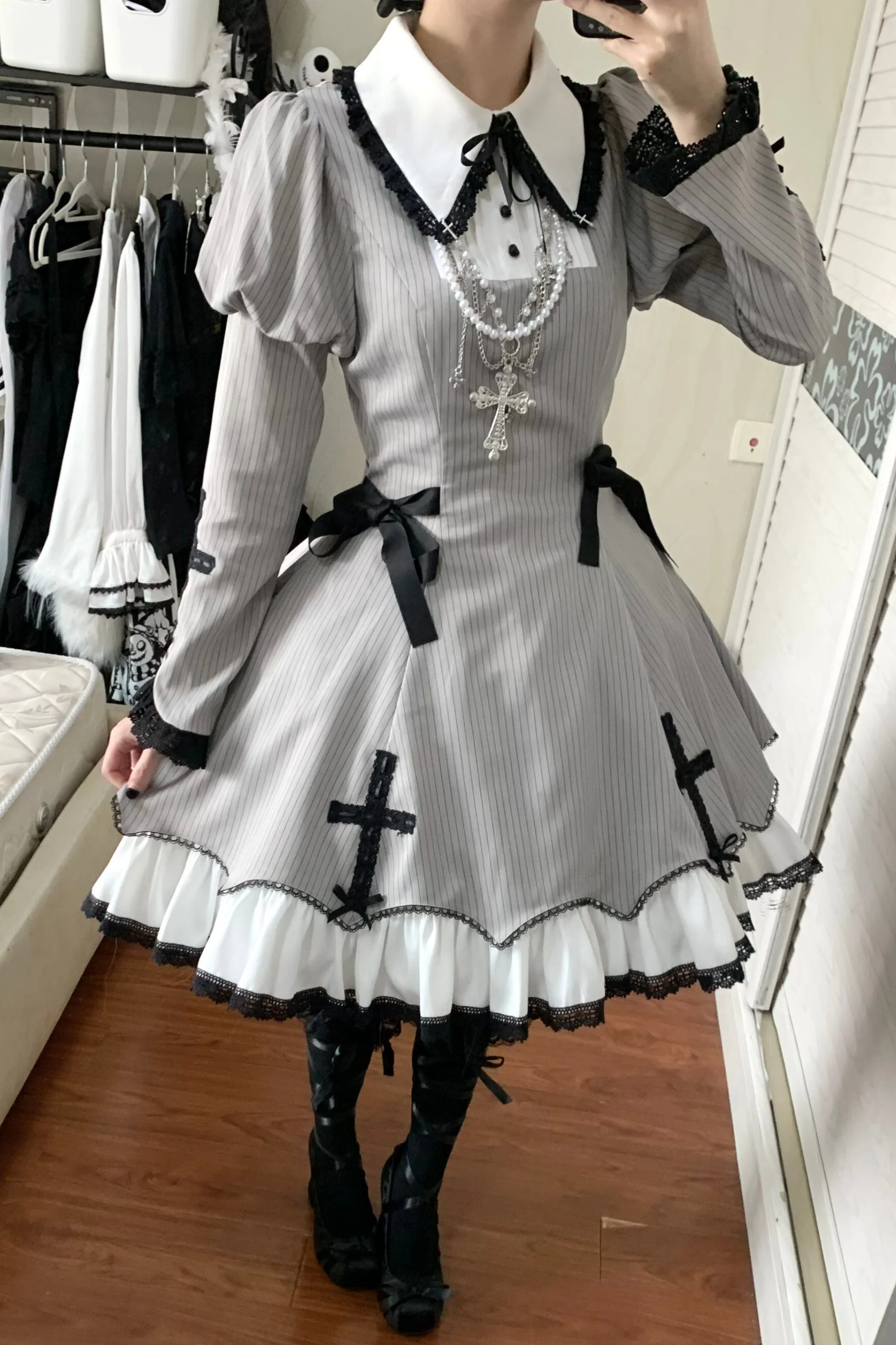 [Reservation deadline February 26th] Retro Gothic Lolita Dress + Hairband - Image 31