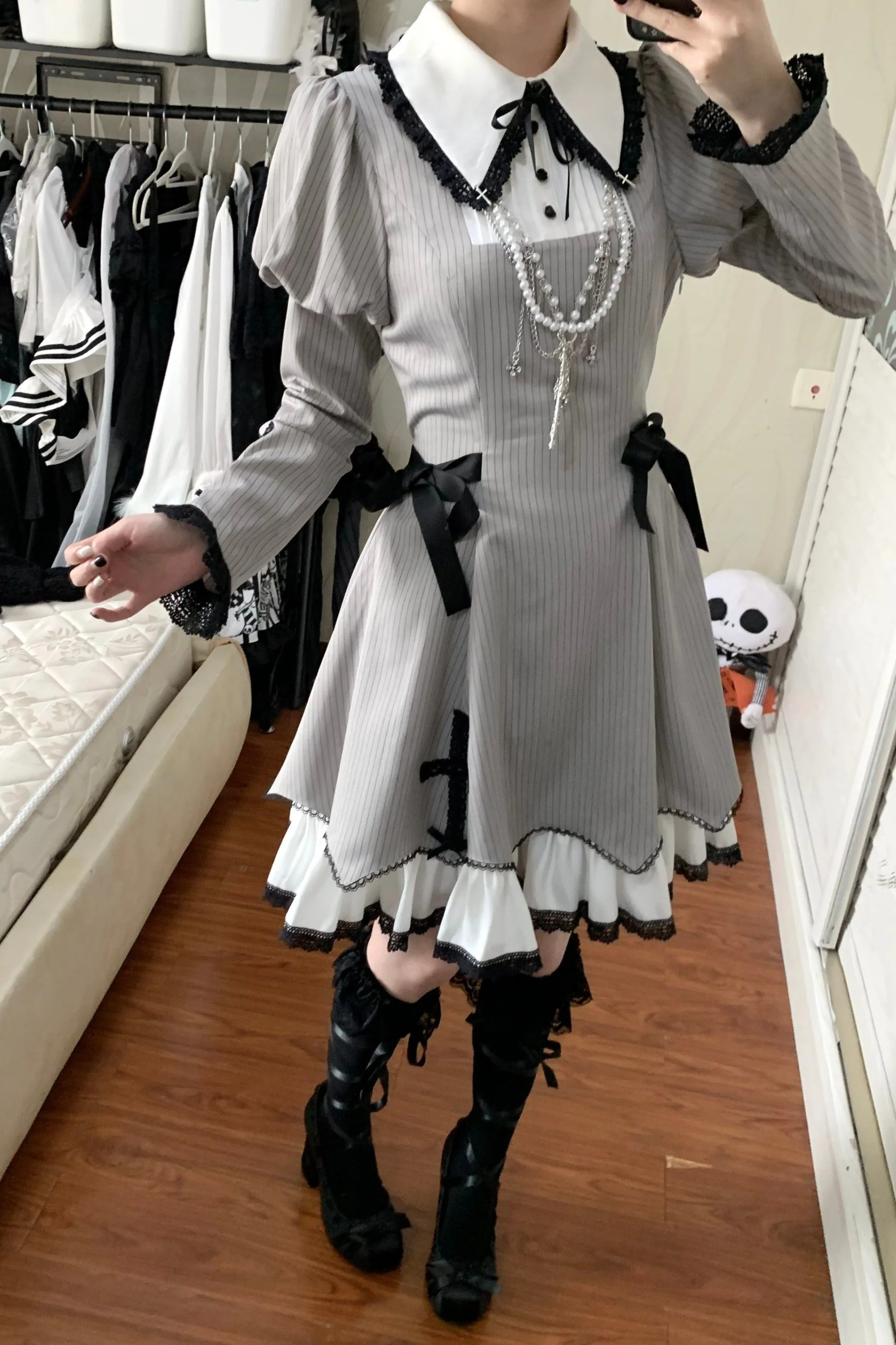 [Reservation deadline February 26th] Retro Gothic Lolita Dress + Hairband - Image 33
