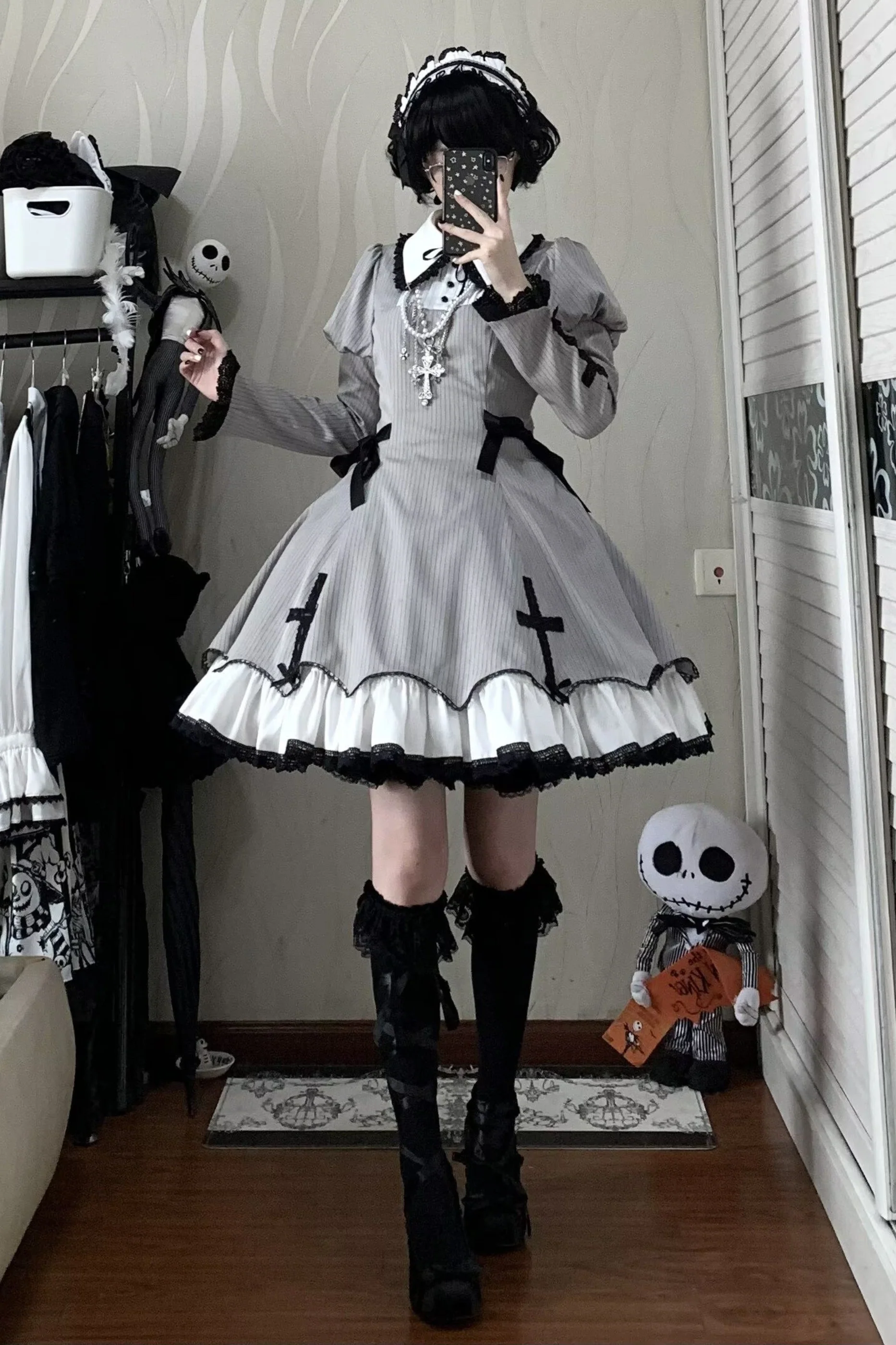 [Reservation deadline February 26th] Retro Gothic Lolita Dress + Hairband - Image 35