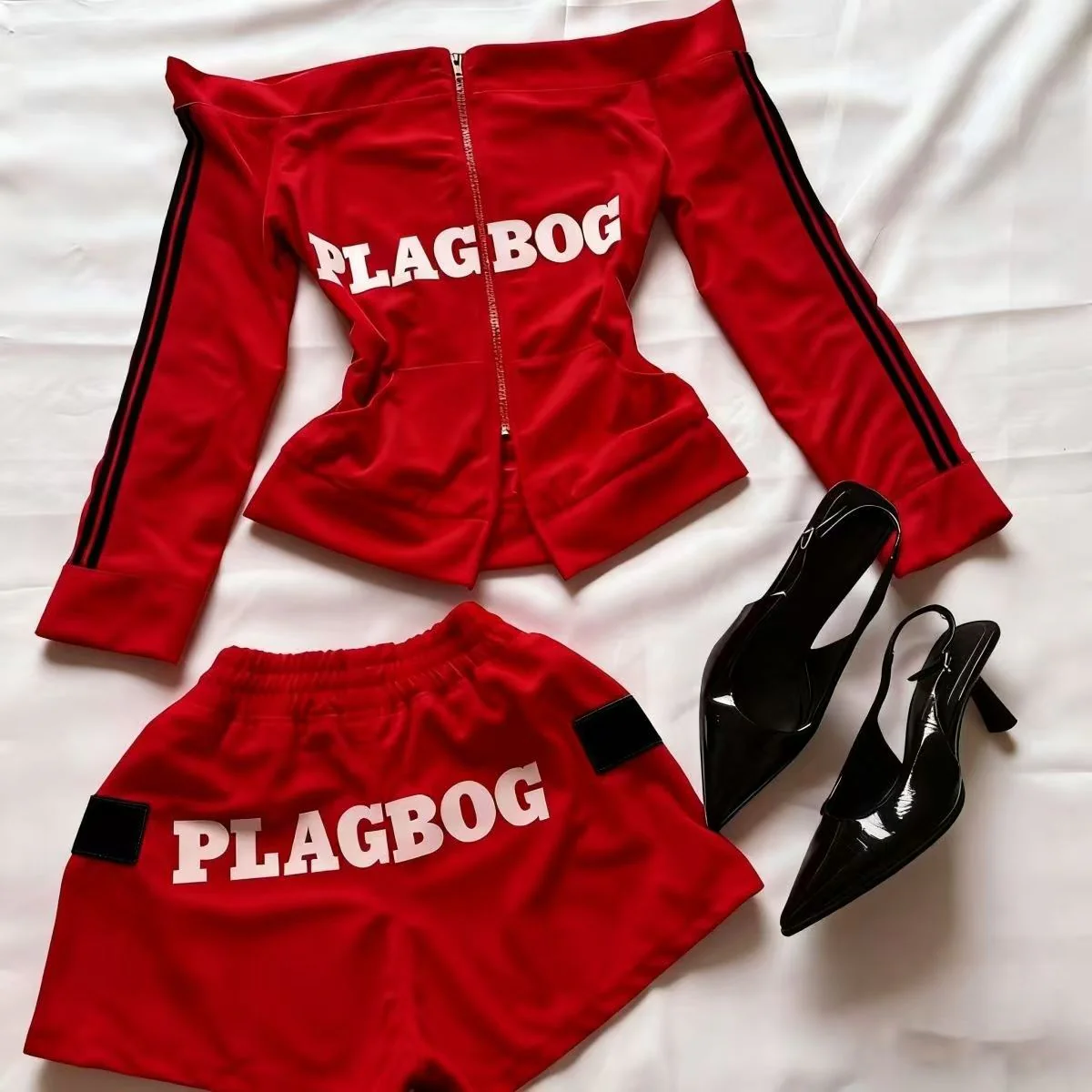 vintage off-shoulder sport jacket suit - Image 2