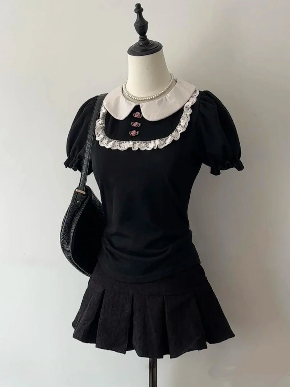 Vintage short slim fit cotton top - Image 2
