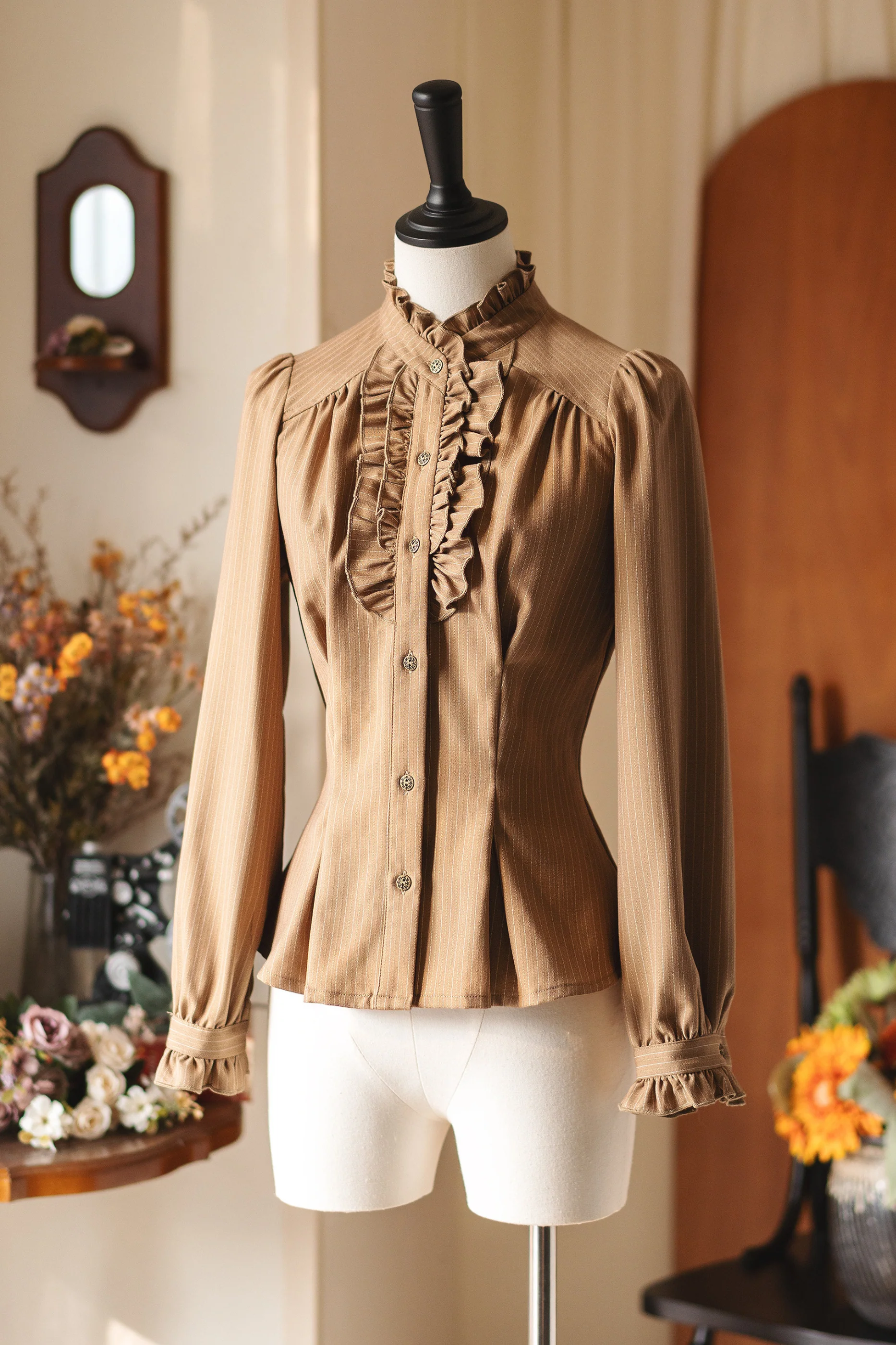 Vintage Striped Waist Tightening Blouse - Image 10