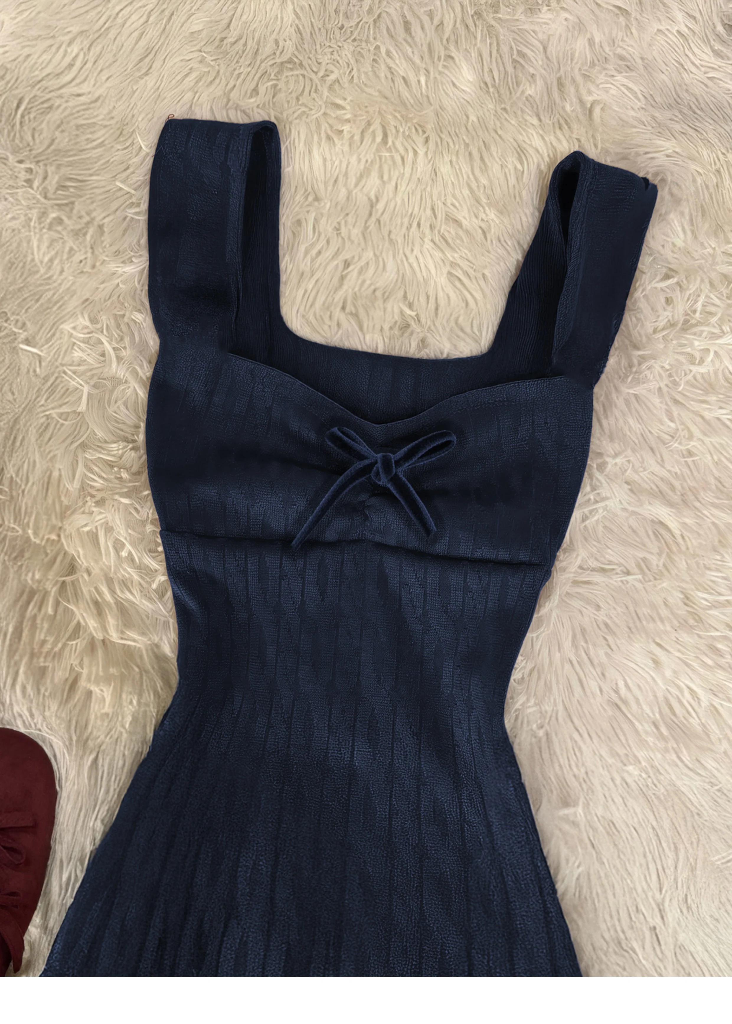 Vintage Twist Knitted Suspender Dress - Image 2