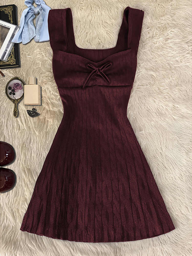Vintage Twist Knitted Suspender Dress - Image 4