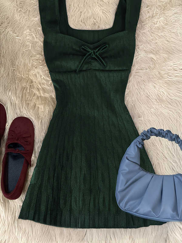 Vintage Twist Knitted Suspender Dress - Image 5