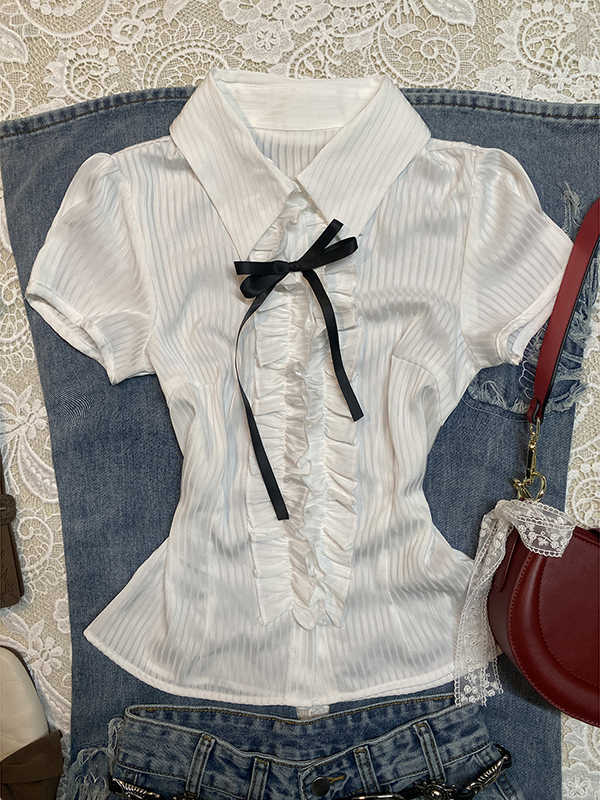Vintage White Striped Shirt - Image 4
