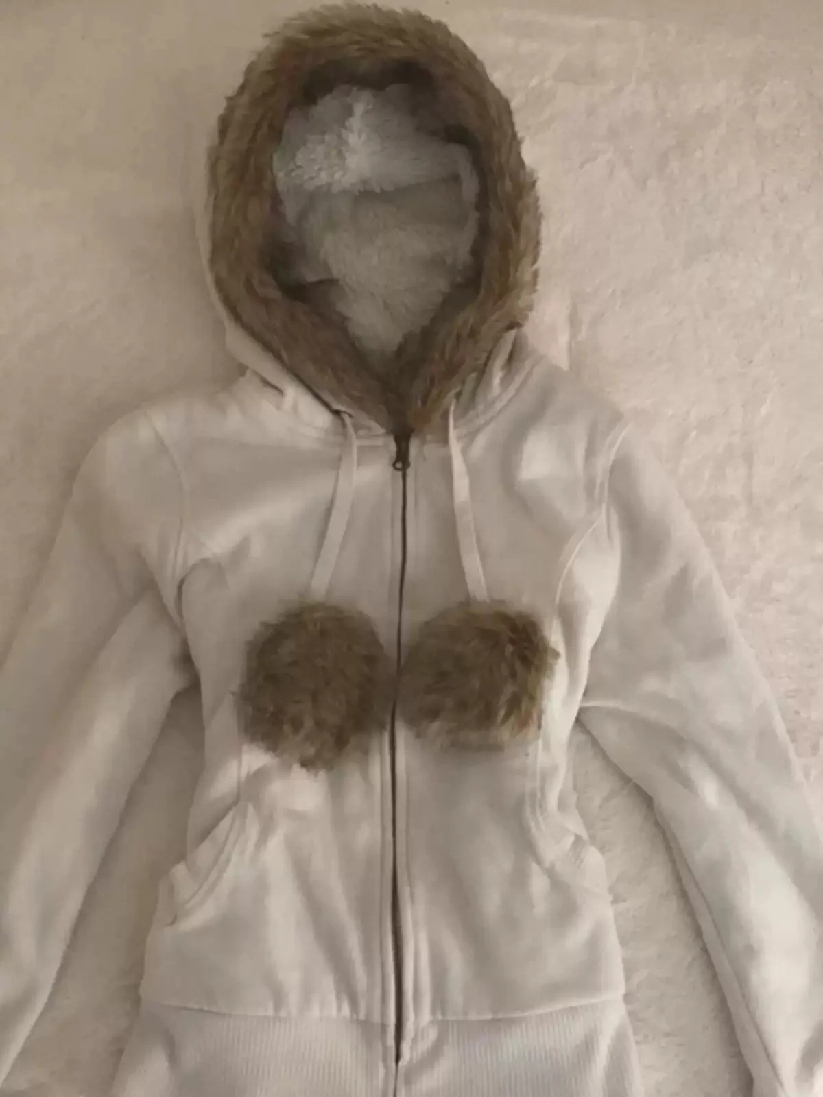 White fur collar hooded sweatshirt jacket - Image 3