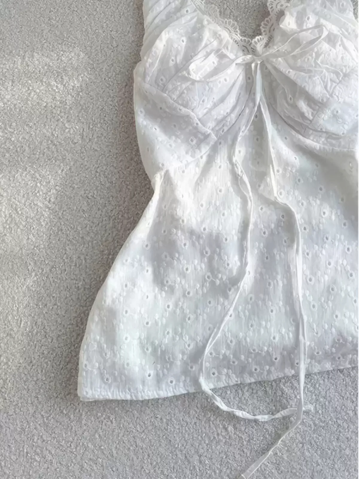 White hollow embroidered halterneck camisole - Image 3