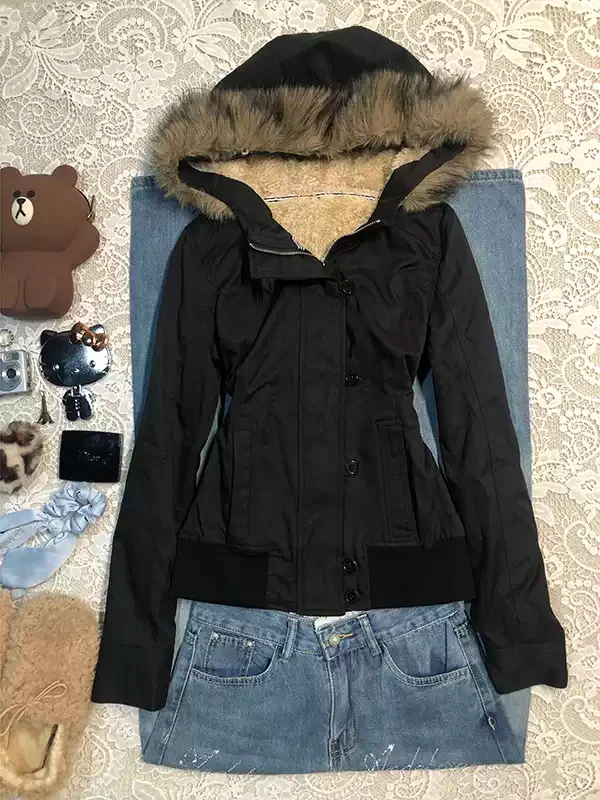 White plush jacket - Image 4