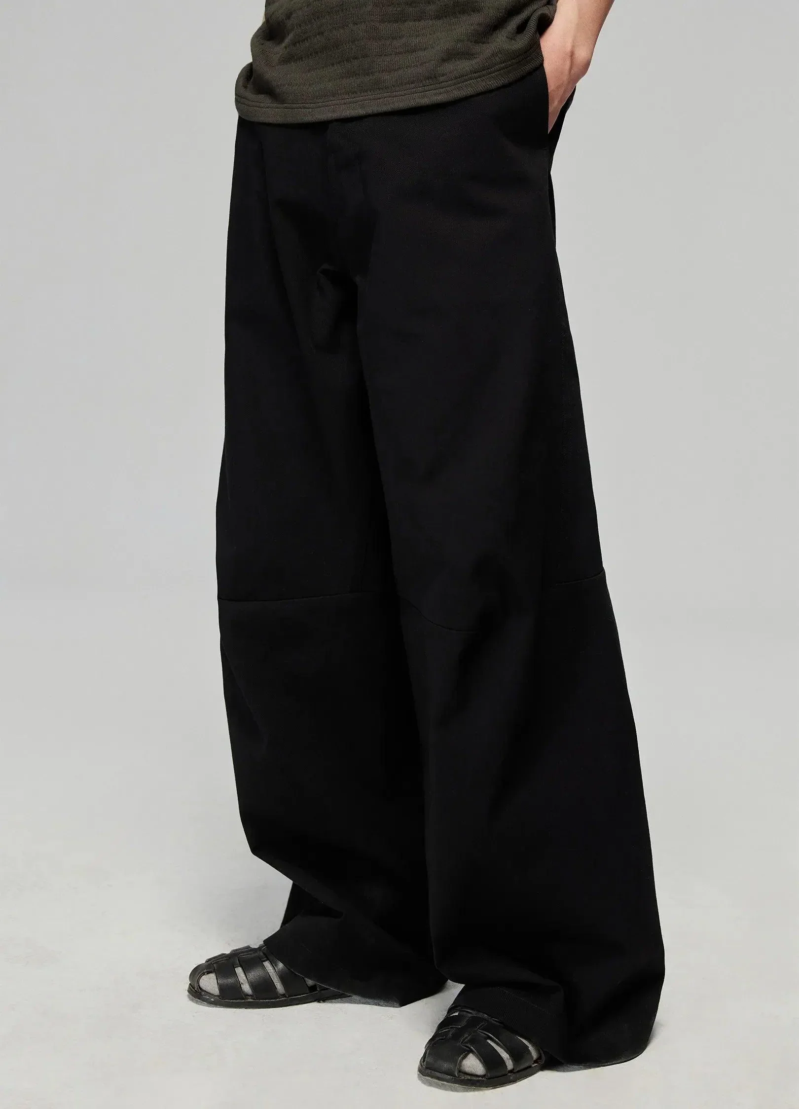 Wide-Leg Cotton Trousers With Darted Knees - Image 8