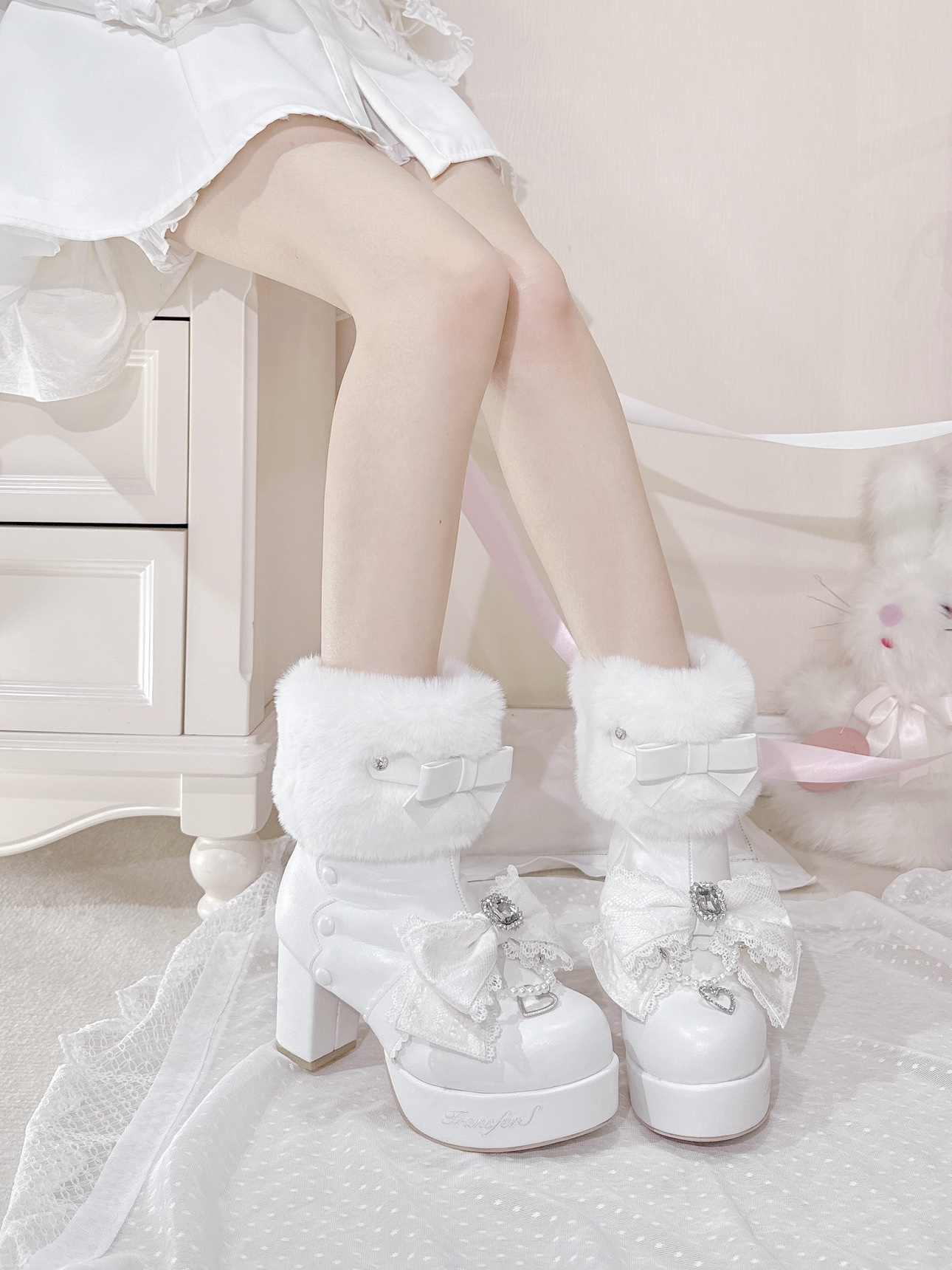 Winter Rhinestone Fur Bow Boots - Image 7