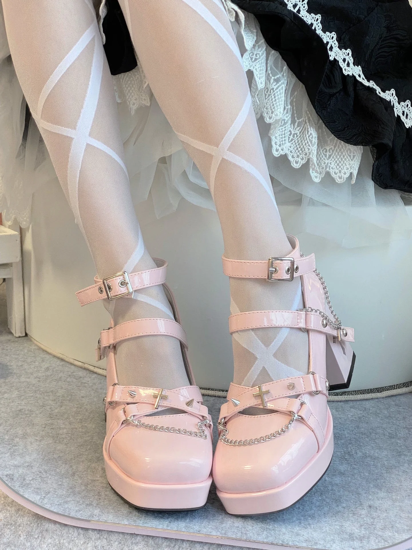 Witch's Night High Heels - Image 12