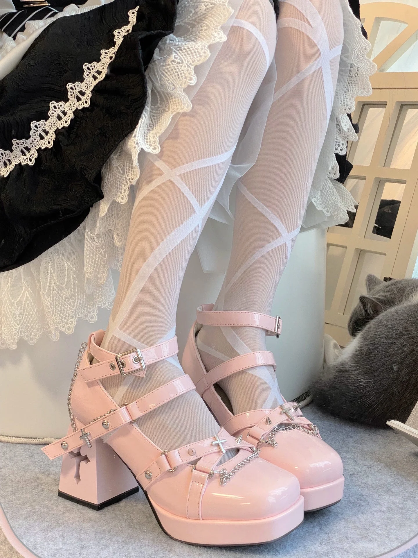 Witch's Night High Heels - Image 9