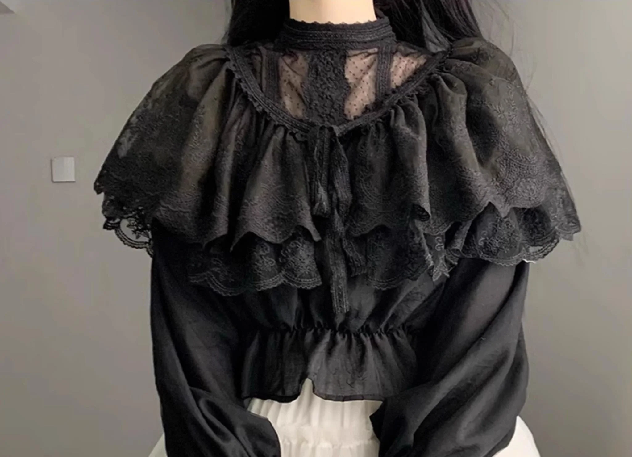 Classic Lolita Shawl 3-Color Versatile Spring Innerwear - Image 34