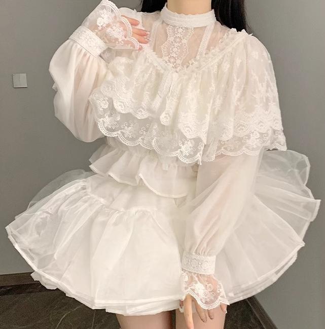 Classic Lolita Shawl 3-Color Versatile Spring Innerwear - Image 7