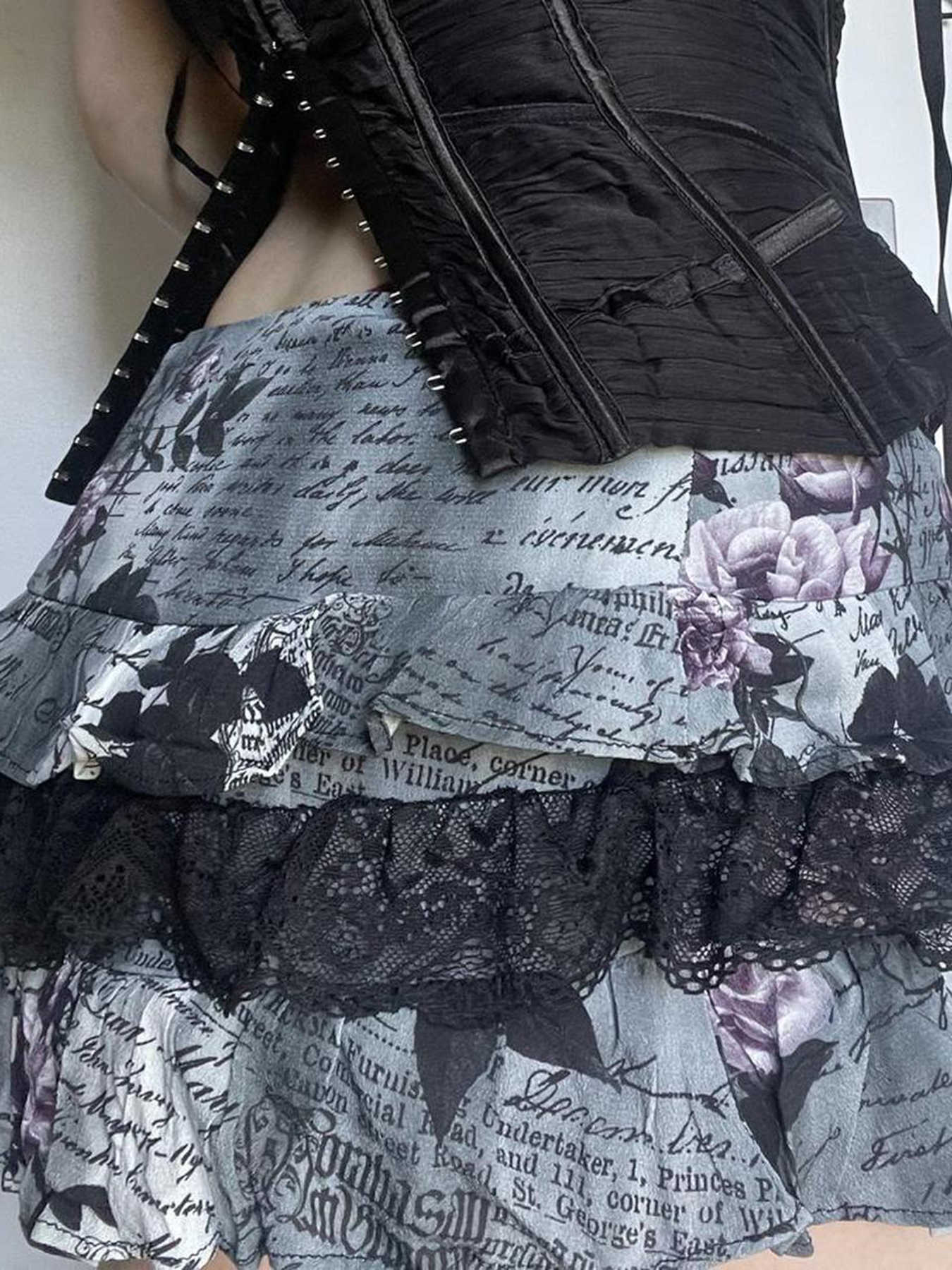 Y2K Bow Dark Grunge Cake Skirt - Image 5