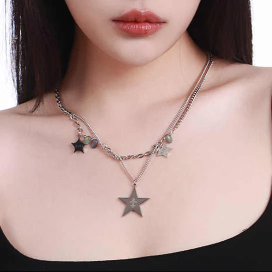 Y2K Clavicle Star Necklace - Image 4