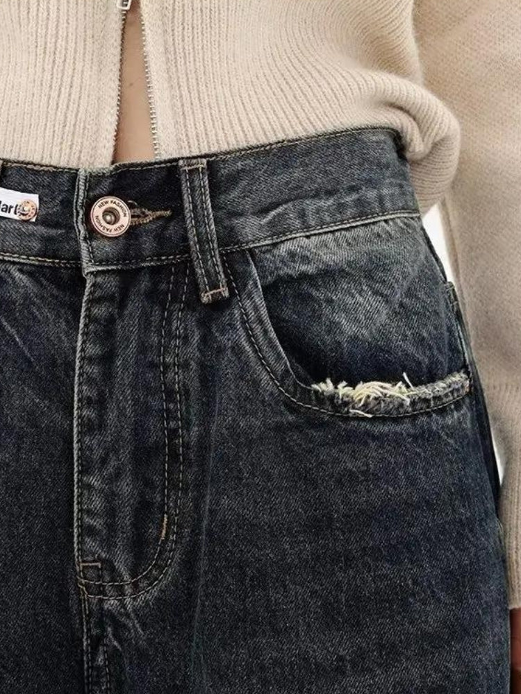 Y2K Distressed Pocket Barrel Jeans - Image 5