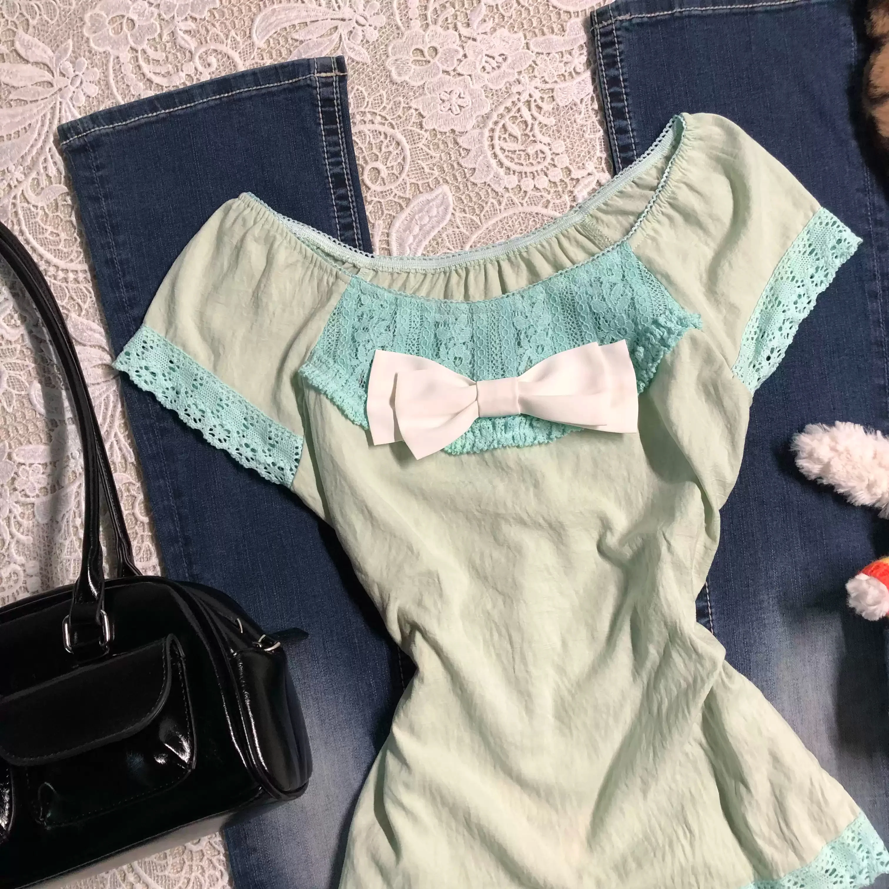 y2k fresh green lace shirt - Image 2