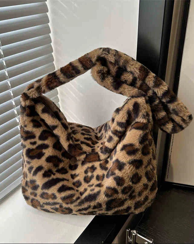 Y2K Plush Leopard Crossbody Bag - Image 5